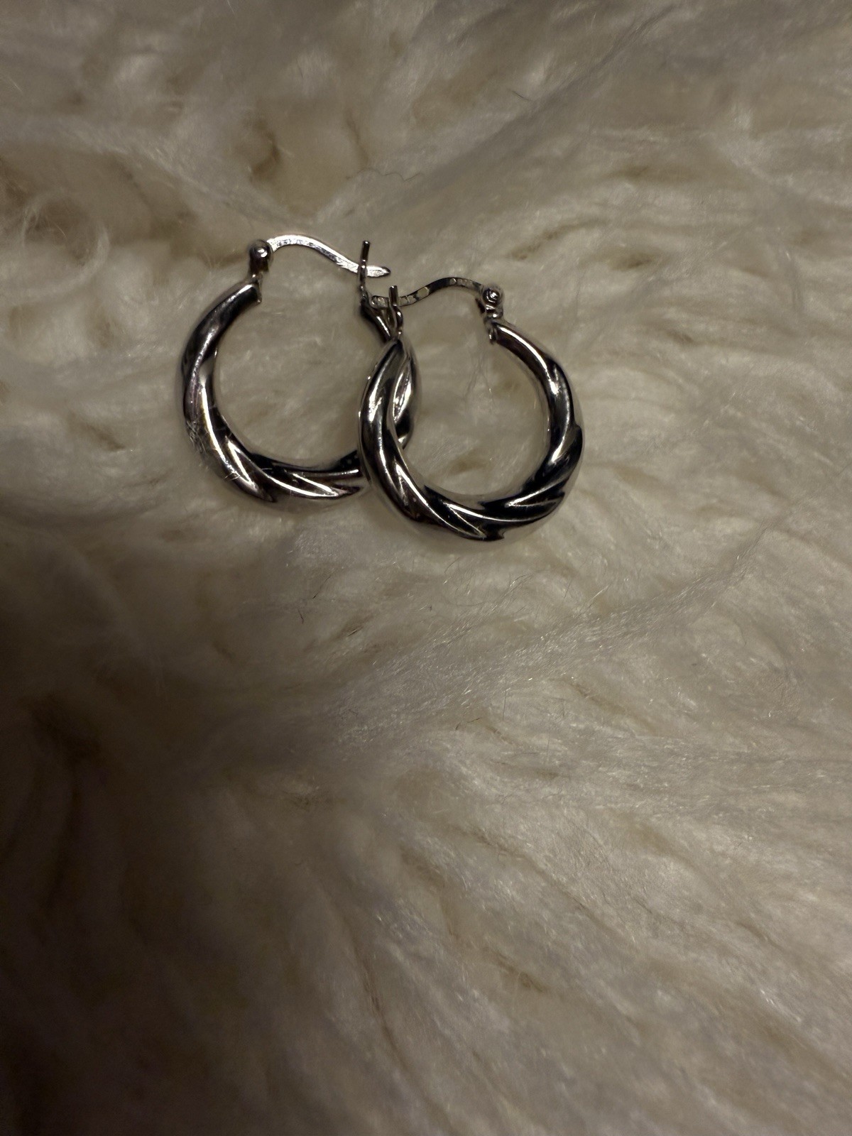 Classic Twisted Hoop Earrings in 925 Sterling Silver