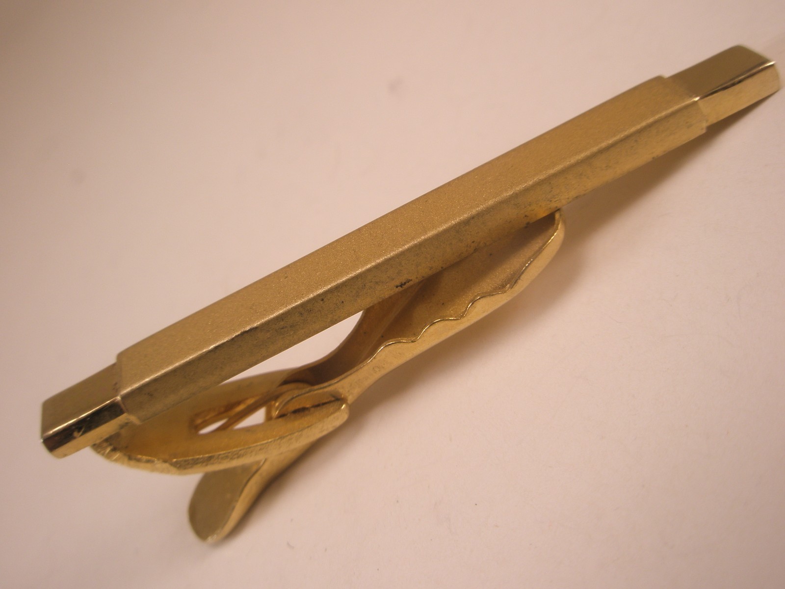 1-3/4″ Thin Design Gold Tone Vintage HICKOK USA Tie Bar Clip simple plain