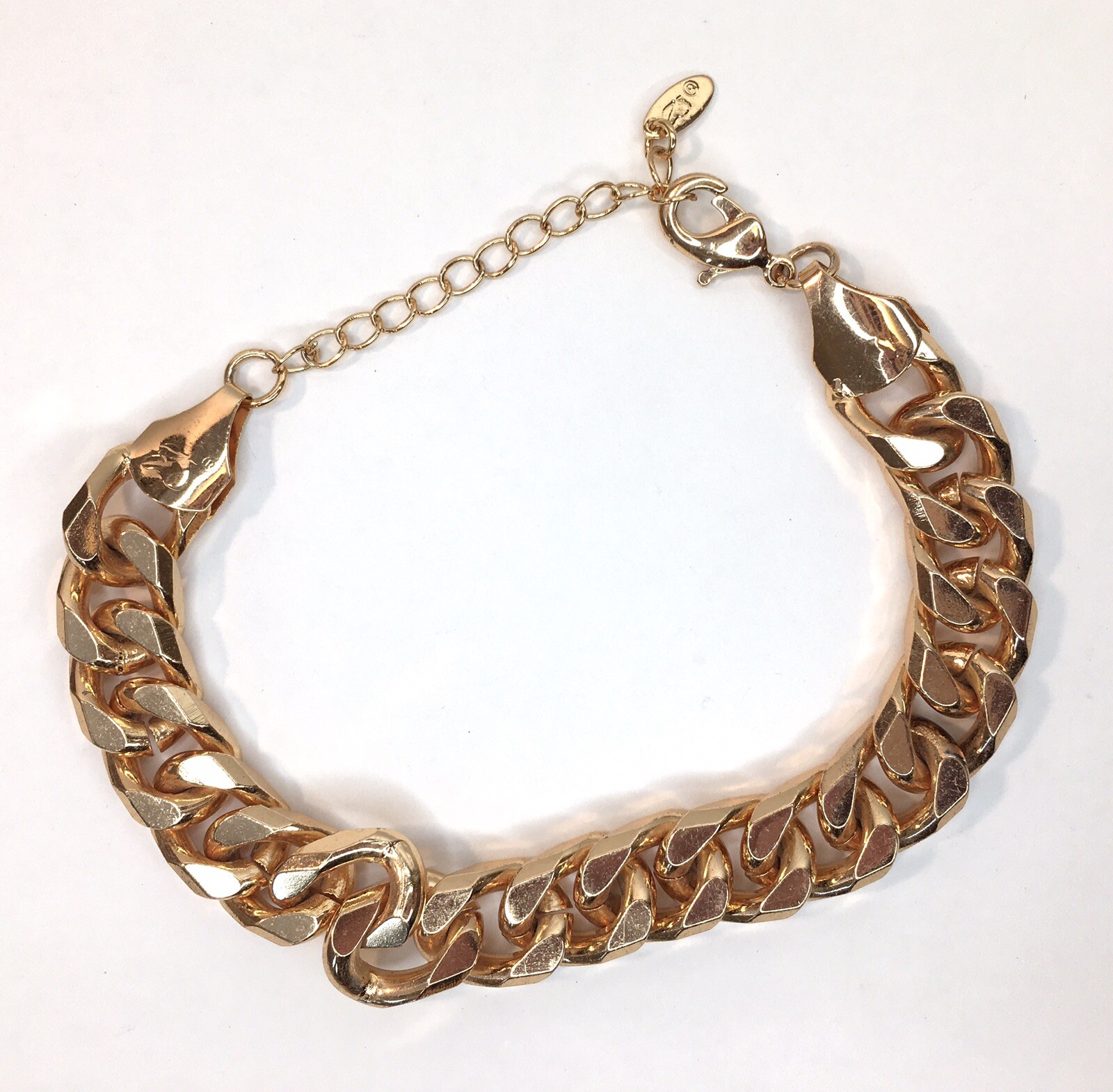 Gold Tone Chunky Curb Link Bracelet Signed But Can’t Identify 8″ + 2″ Extender