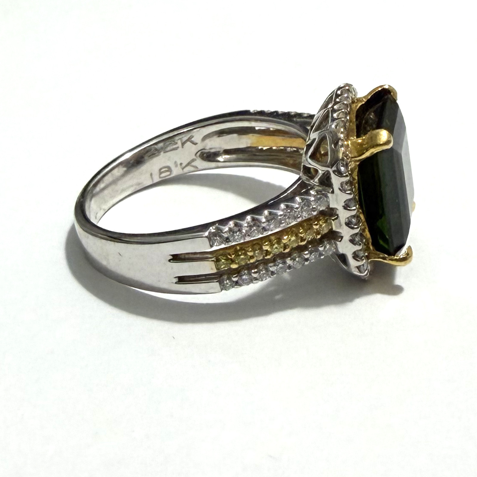 18K White Gold Green Tourmaline Diamond Ring 3.93ct Tourmaline 0.57ctw Diamonds