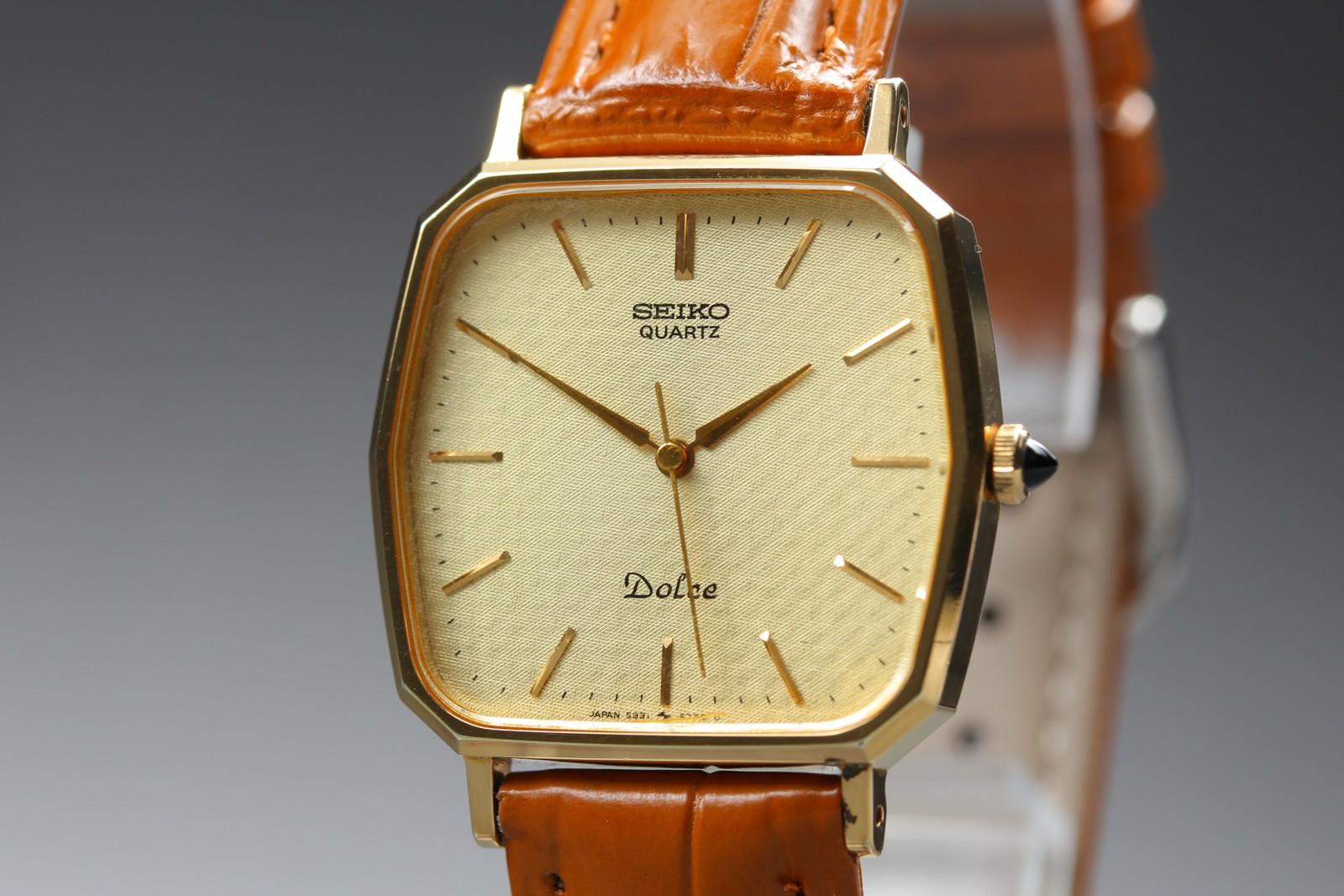 [Near MINT] Seiko Dolce 5931-5560 29mm Gold Dial Quartz Men’s Watch From JAPAN