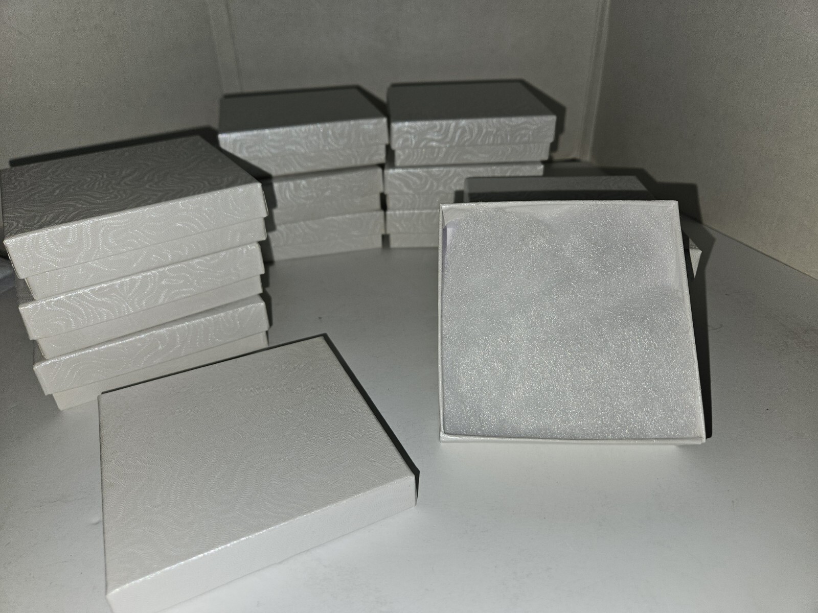 12-Pack White Cardboard Jewelry Gift Box with Polyester Fill 3.5″ x 3.5″ x 1″
