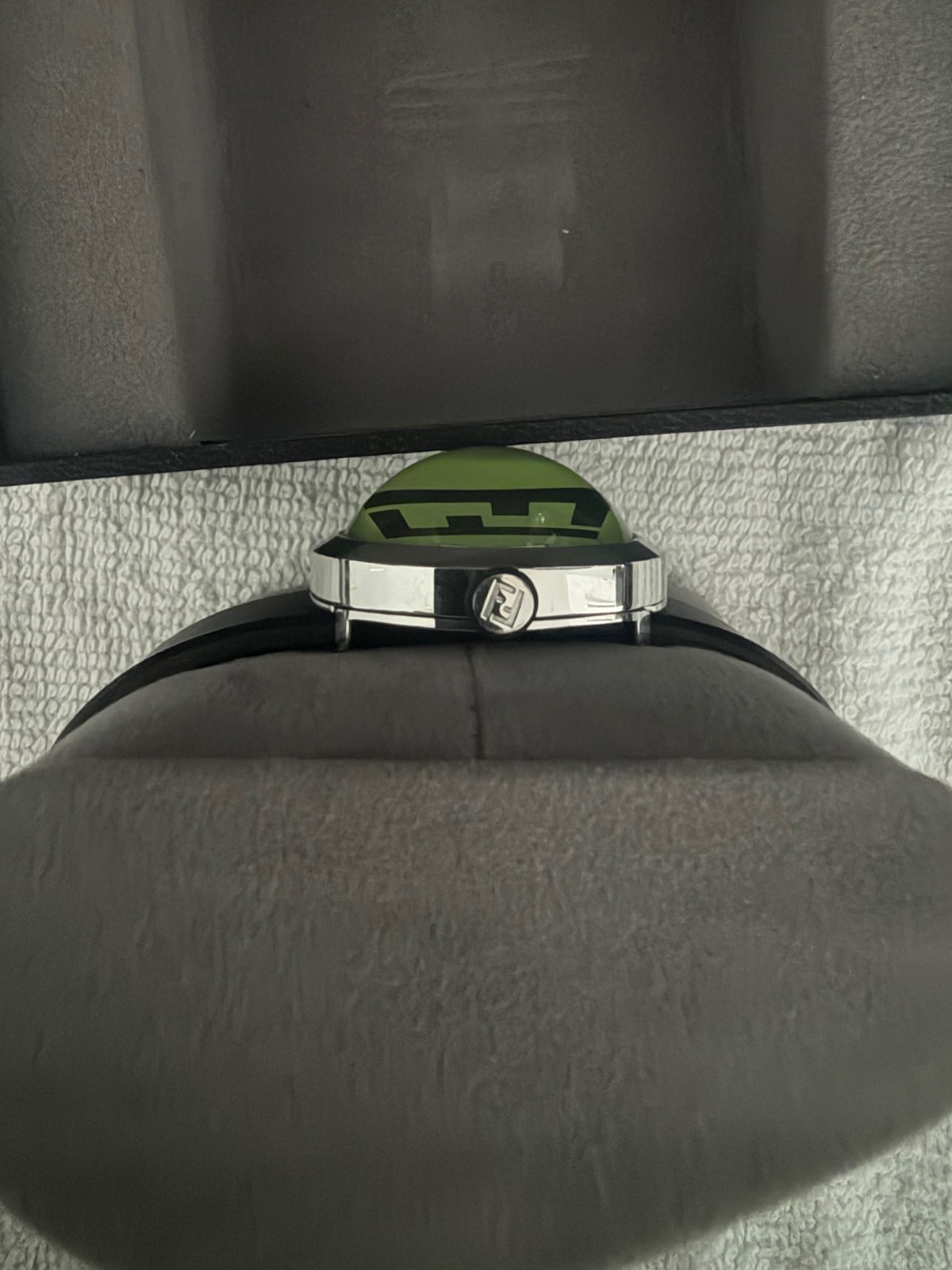 Fendi Bubble Watch 8010L Aqua Face With Rubber Black Strap – Used