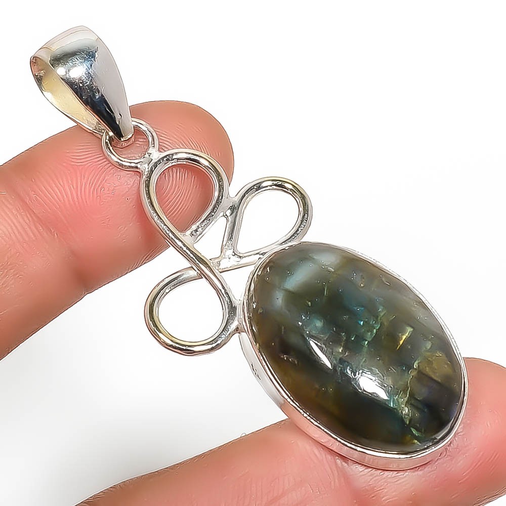 Natural Labradorite Gemstone 925 Silver Plated Pendant 2.73″ Tp7785-920