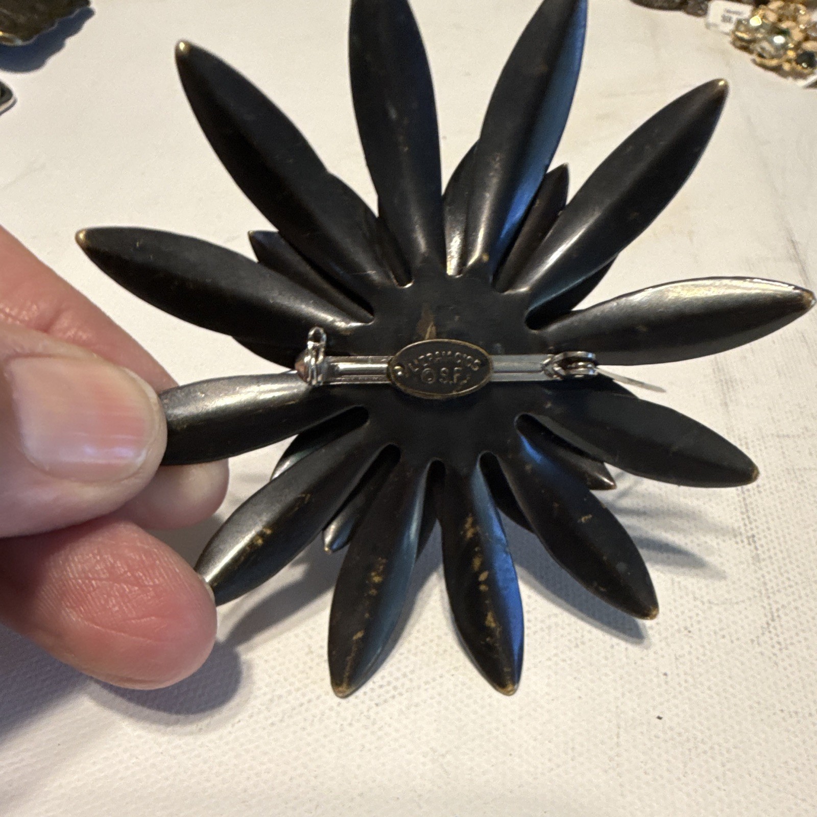 VTG Liz Palacios 3 dimensional floral brooch with AB rhinestones hard to find!