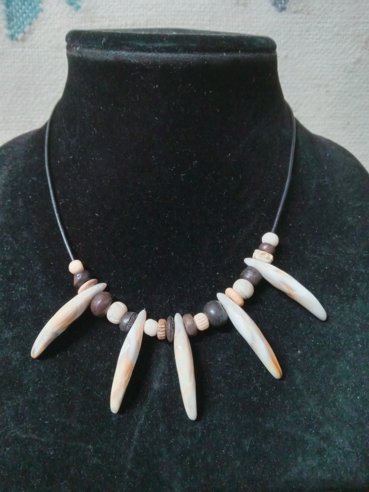 Imitation Wolf Teeth & Bone Bead Leather Necklace Set