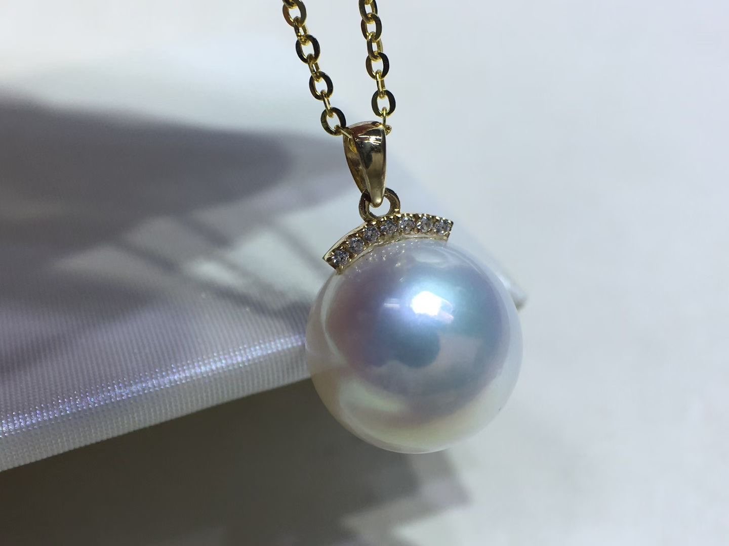 gorgeous 10.8mm south sea round white pearl pendant 18k+925silver cahin(mr)