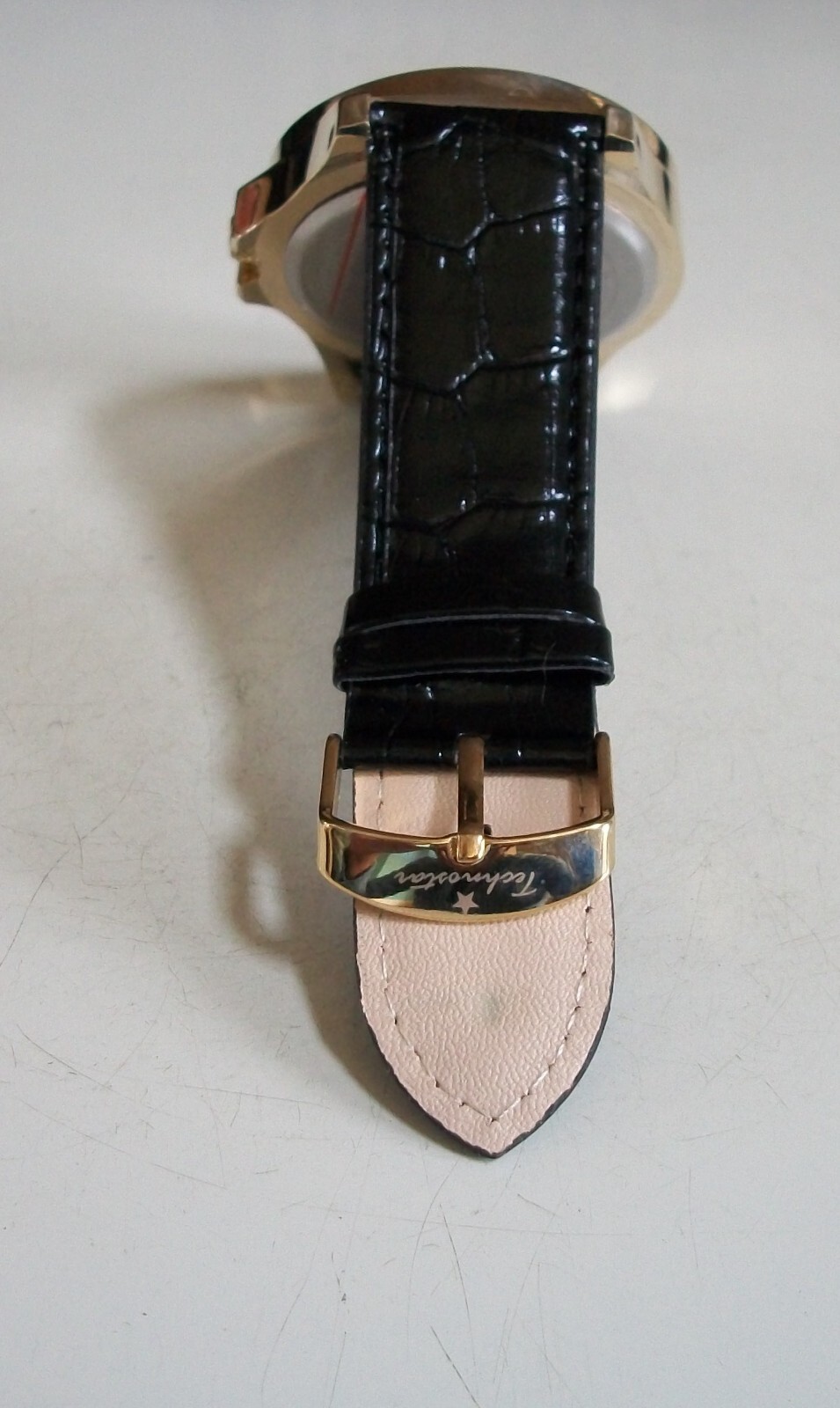 Men’s World Map Casual Gold Finish Black Leather Band Fashion Hip Hop Watch