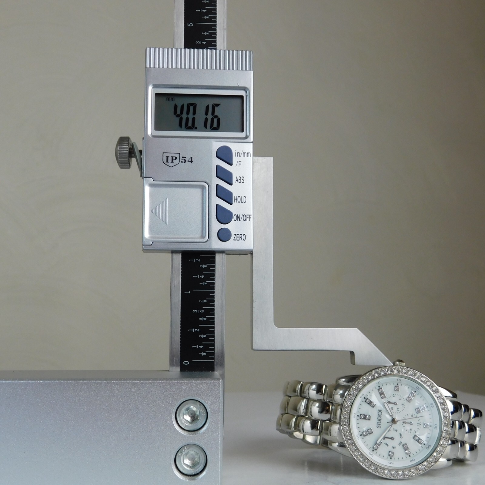 STUDIO Time STD2858W Silver Tone Quartz Women’s Watch Sz. 7 1/2″ New Battery