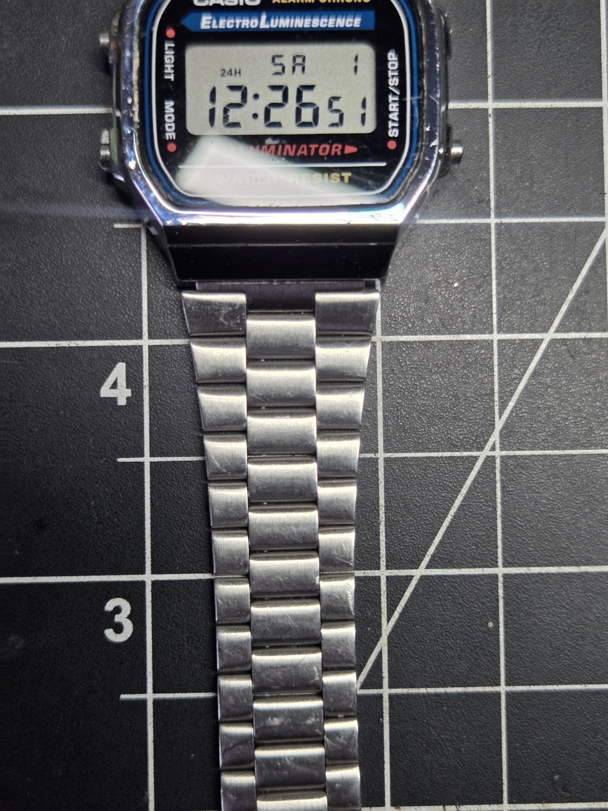 CASIO A168 Quartz Digital Watch Alarm Chrono Electro Luminescence SILVER – Great