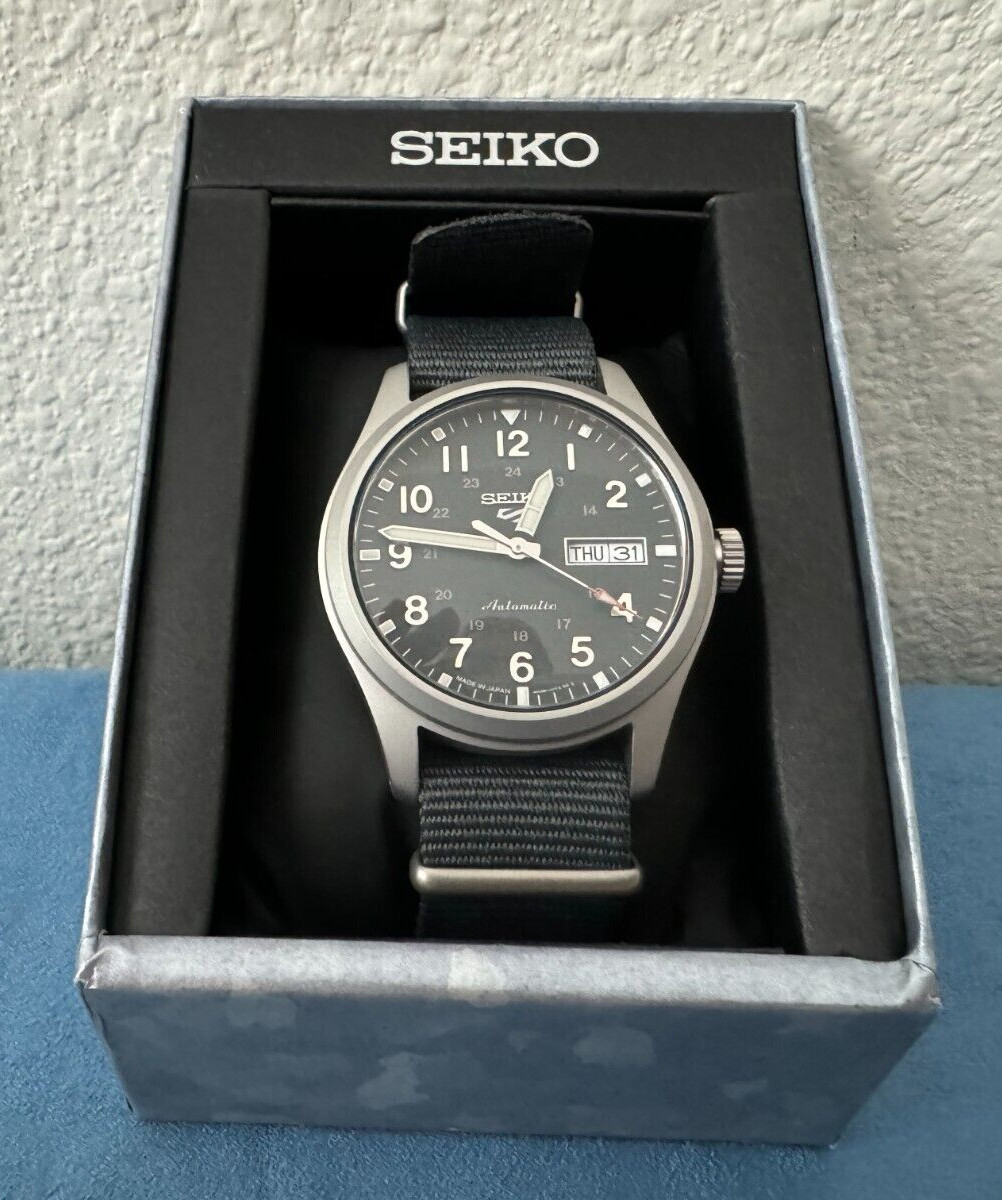 Seiko 5 Sports Collection Blue-Gray Dial, Stainless Steel Watch for Men SRPG31