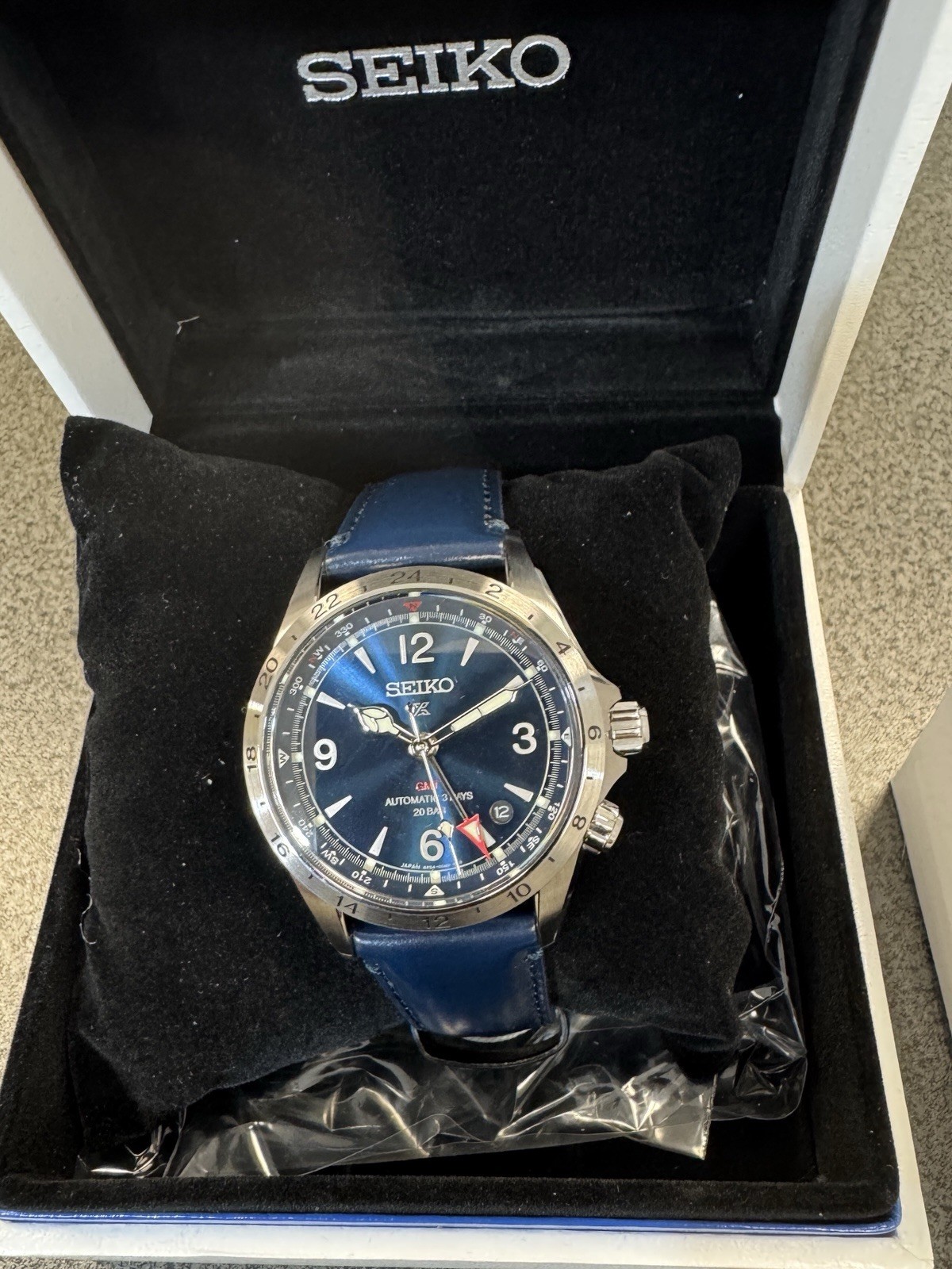 Seiko Prospex Luxe Alpinist GMT Automatic BlueLeather / Dial Watch SPB377 Japan