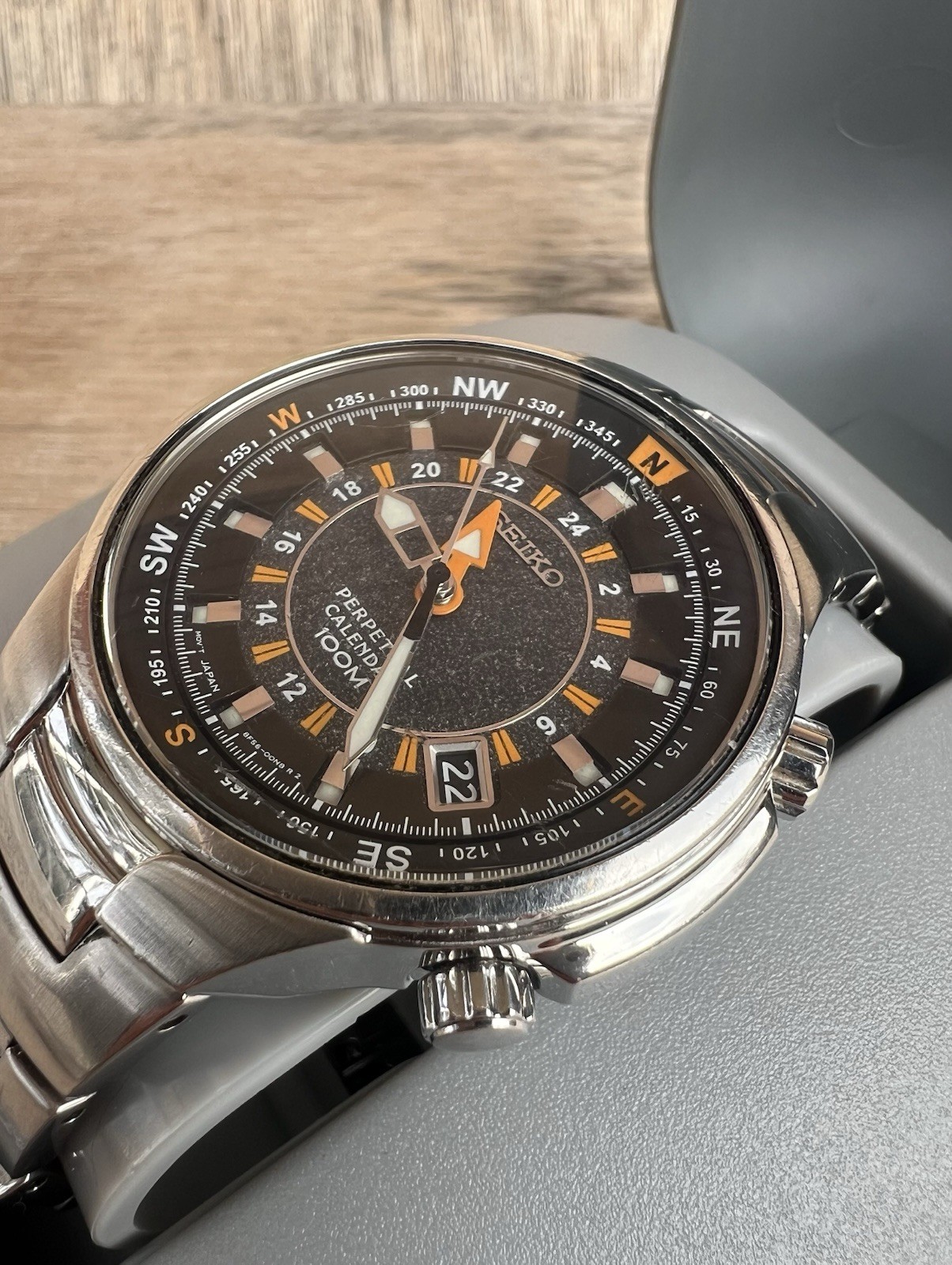 SEIKO GMT Perpetual Calendar 8F56-00H0 Men’s Dual Time Watch SLT083P 10ATM Ø39mm