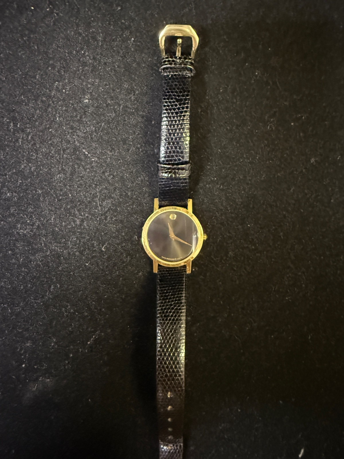 🕰️ Movado Museum Classic 87-25-052 Quartz Watch | Iconic Modernist Design