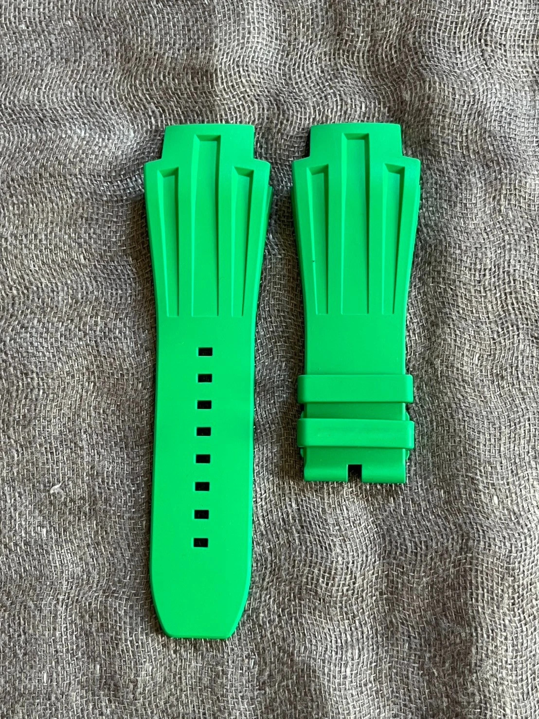 FKM Rubber Watch Strap Size M Replacement For Richard Mille RM028 28M