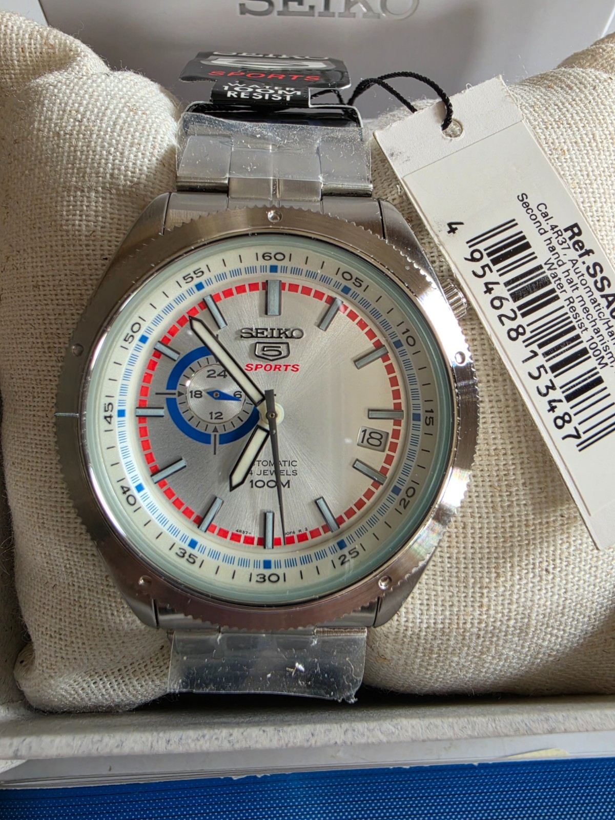 SEIKO 5 Sports SSA061K1 Automatic Watch Silver Exhibition Caseback 4R37