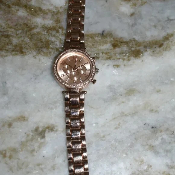 Beautiful Rose Gold Accutime Watch