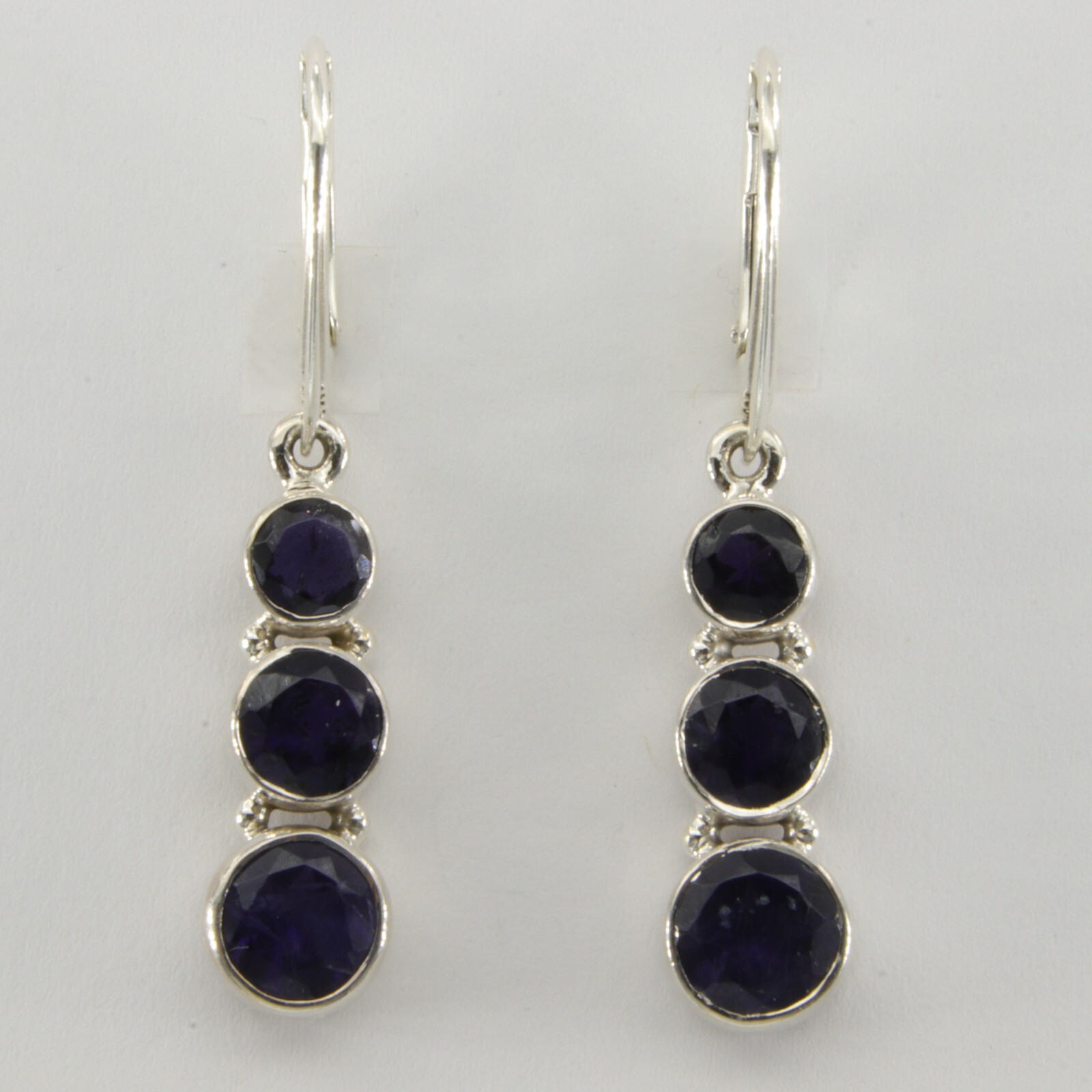 Genuine and Natural Blue IOLITE Earrings 925 STERLING SILVER Leverback #5e