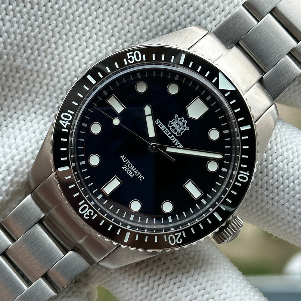 STEELDIVE SD1965 Mens 42.1mm 200M Automatic Dive Watch NH35 Sapphire Steel