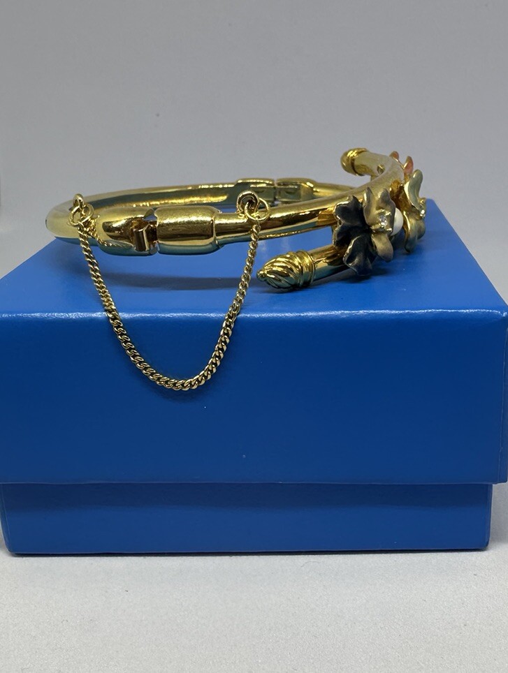 Vintage Joan Rivers Flower Bangle Bracelet Pearl Gold Tone With Safety Chain