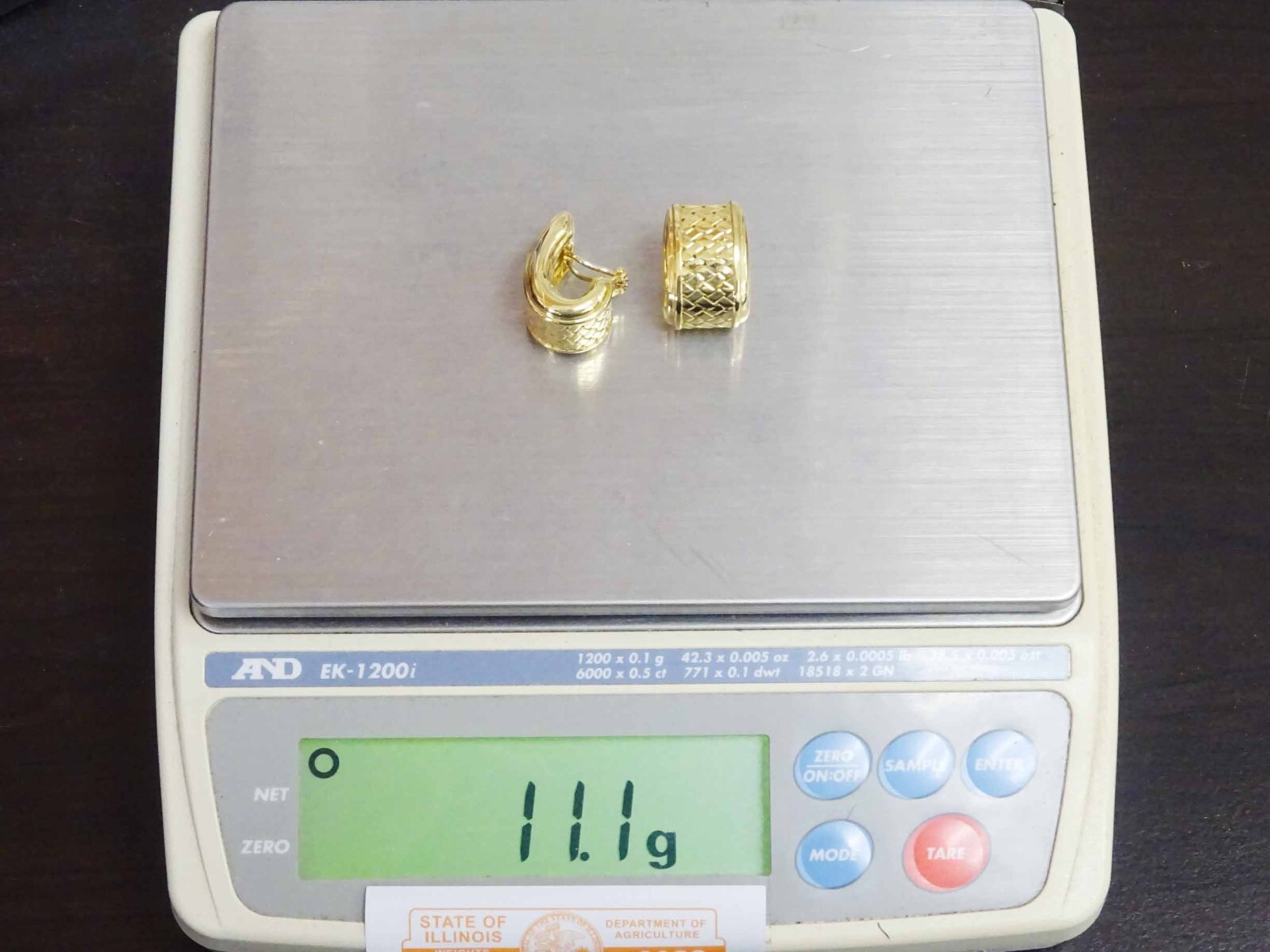 Le Gi Italian Designer Thick Weave J Omega Clip Not Pierced Earrings 18k Gold