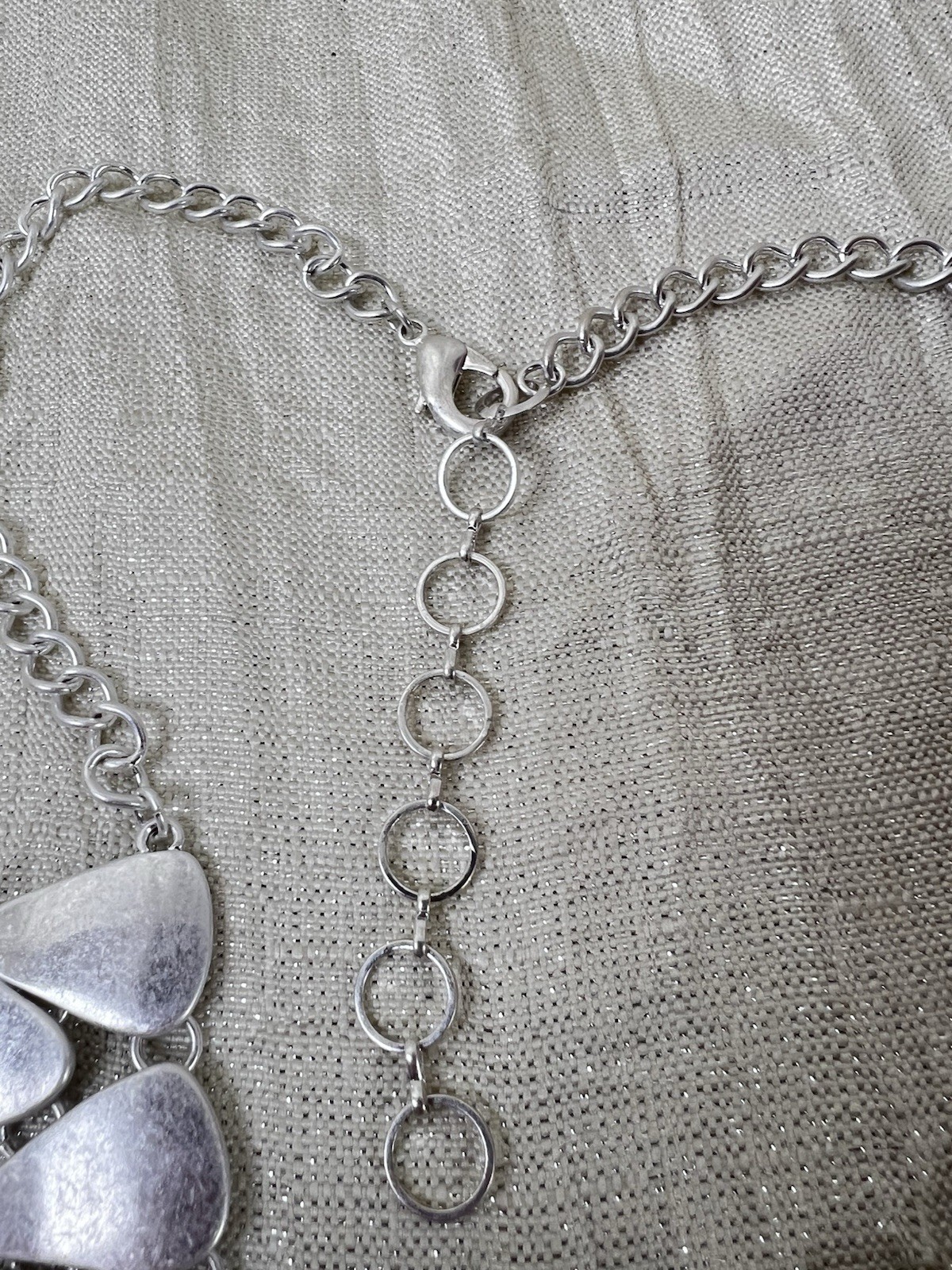 INC International Concepts Hammered Bib Leaf Statement Necklace – NEW
