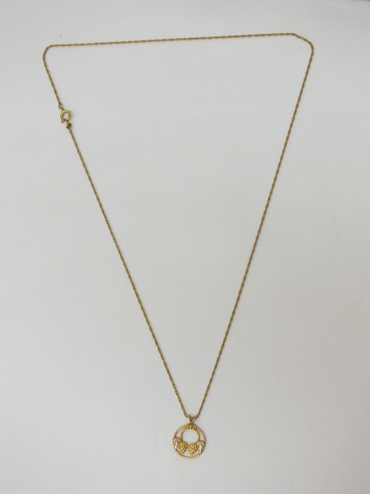 Landstrom’s Black Hills Gold 10k Gold Grape Cluster Necklace