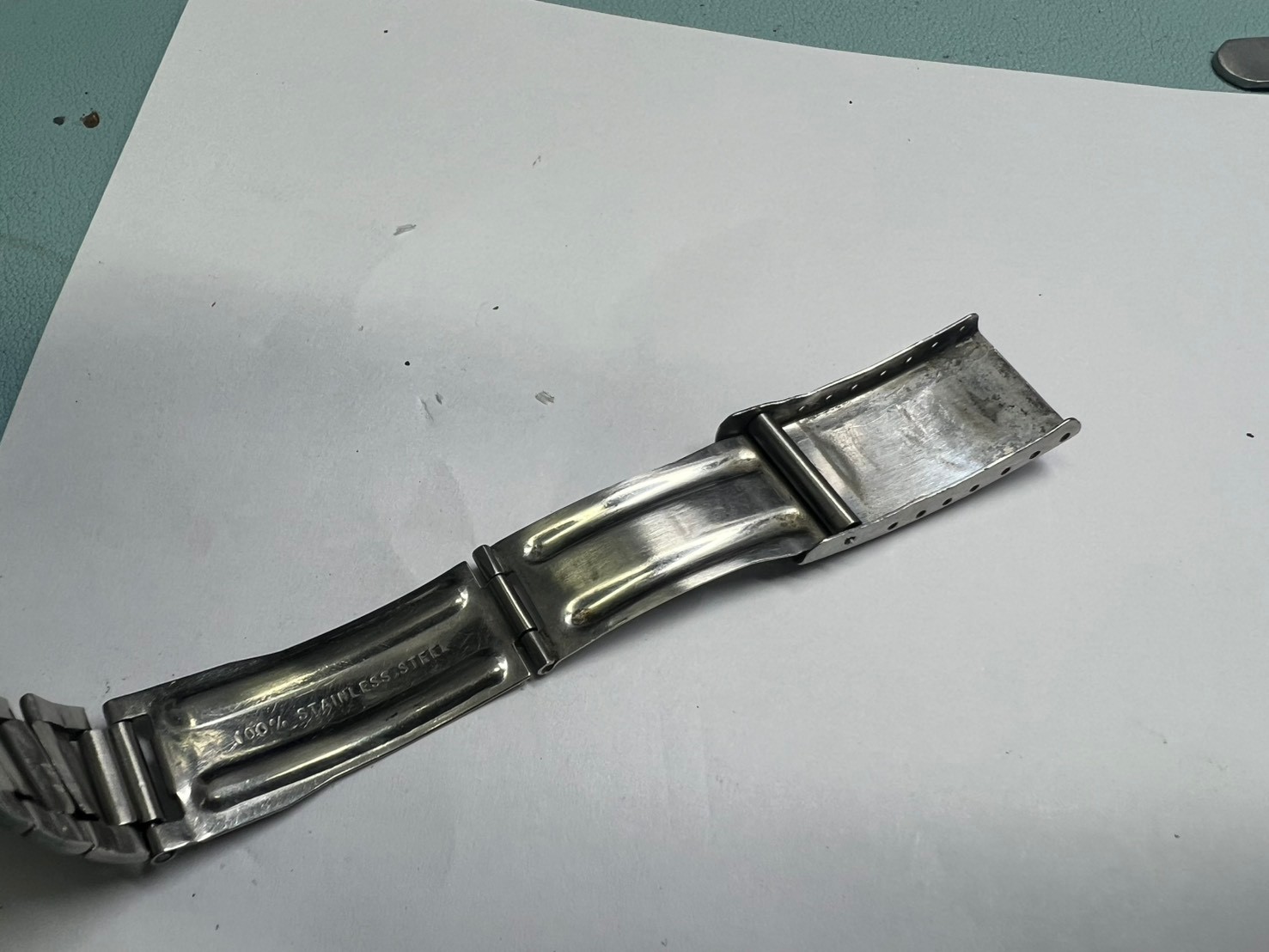 76. Seiko wristwatch 7005-8120 R date 37 mm running