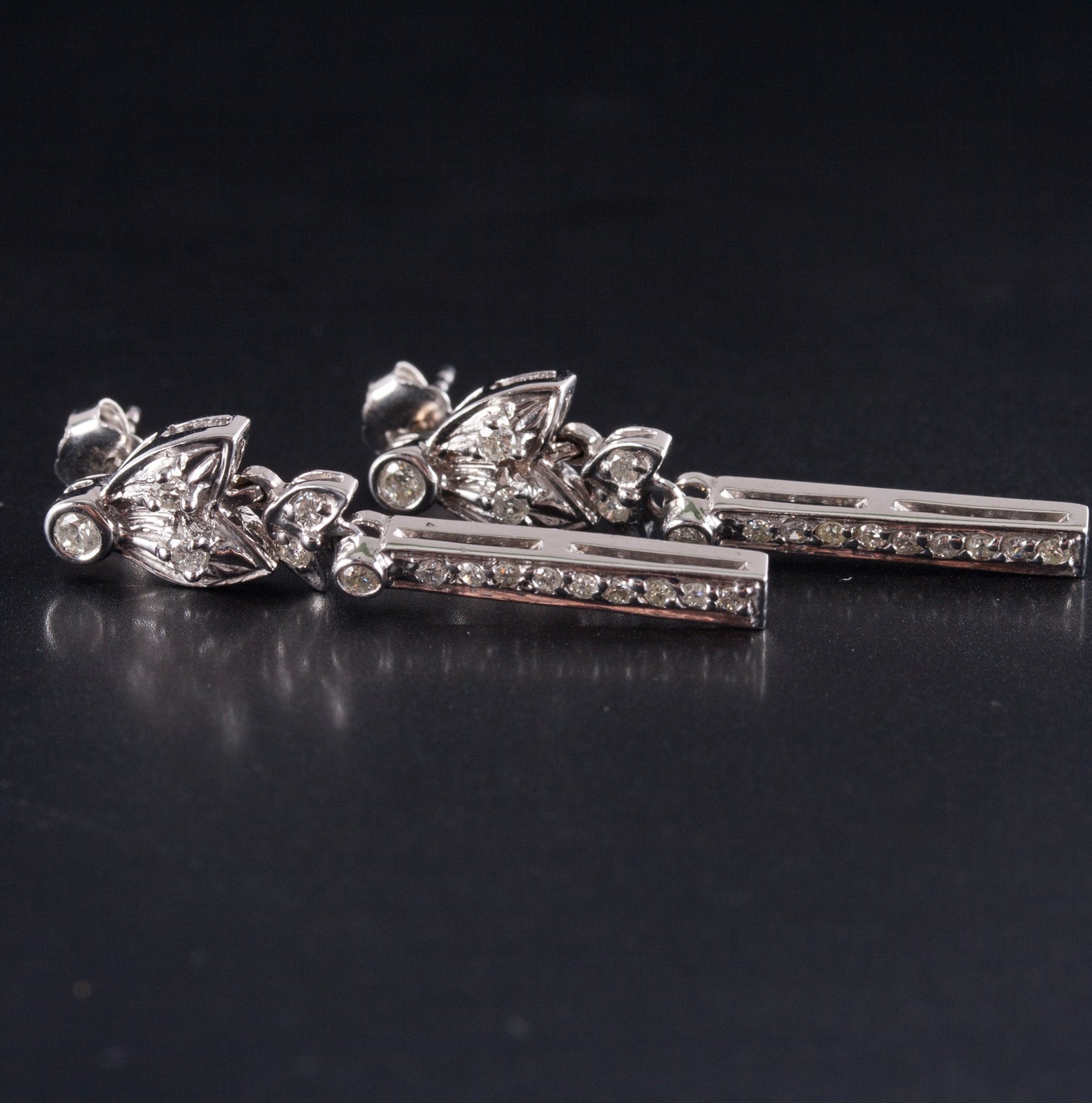 14k White Gold Round H-I SI1-SI2 Diamond Dangle Earrings .49ctw 4.98g
