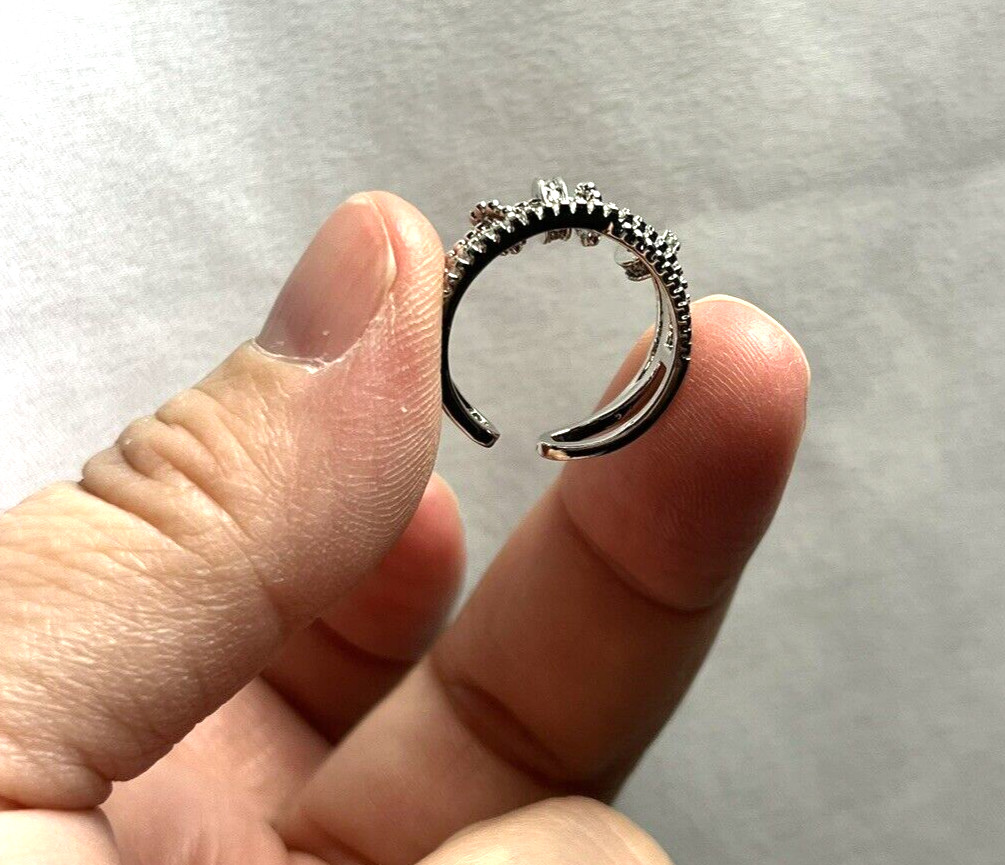 Anxiety Ring Spinner Adjustable, Little Circles Move, w/ Touching Note & Bag
