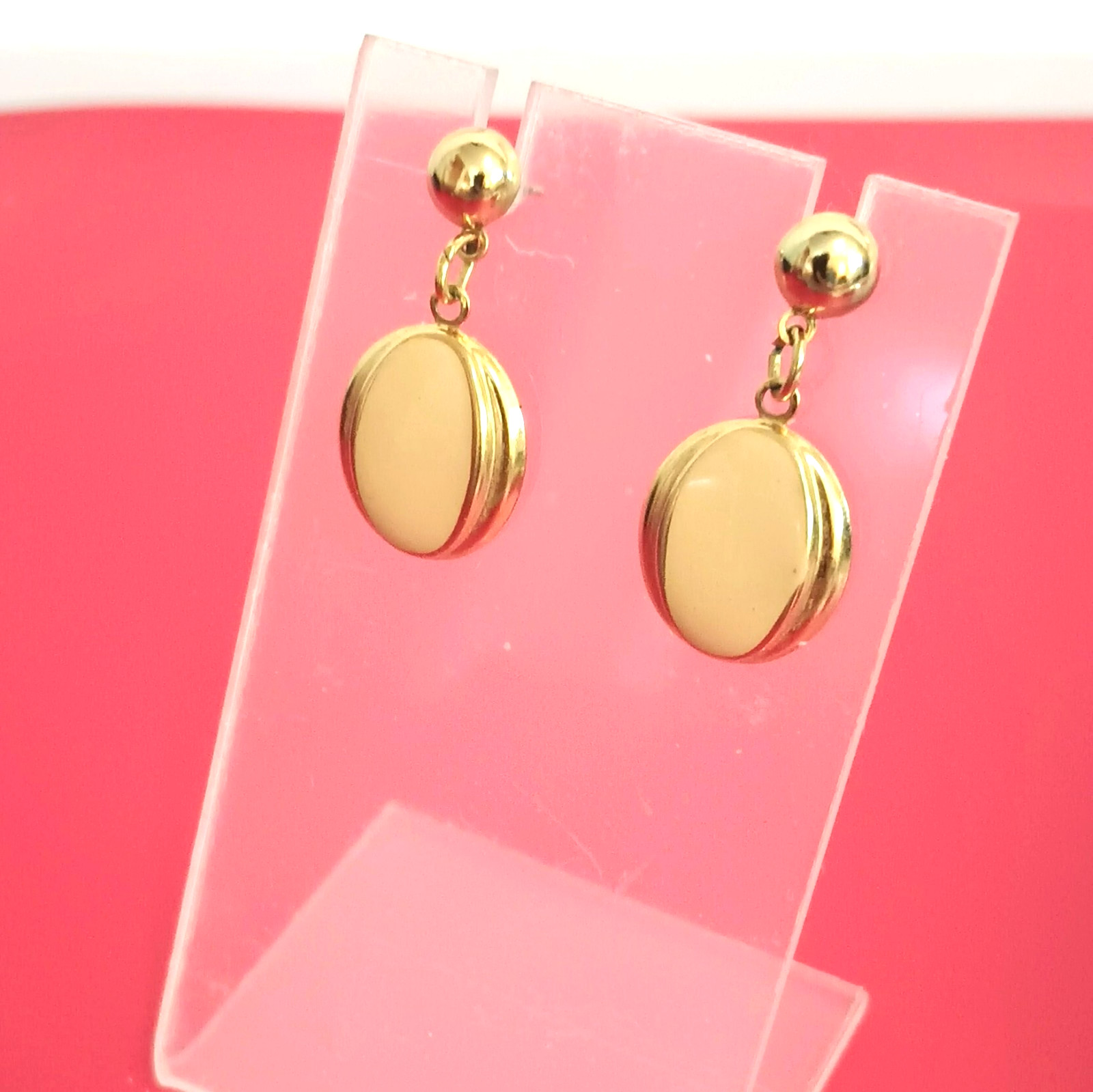 Peach Enamel Oval Drop Earring 1″ Gold Tone Post Retro Light Dangle Jewelry