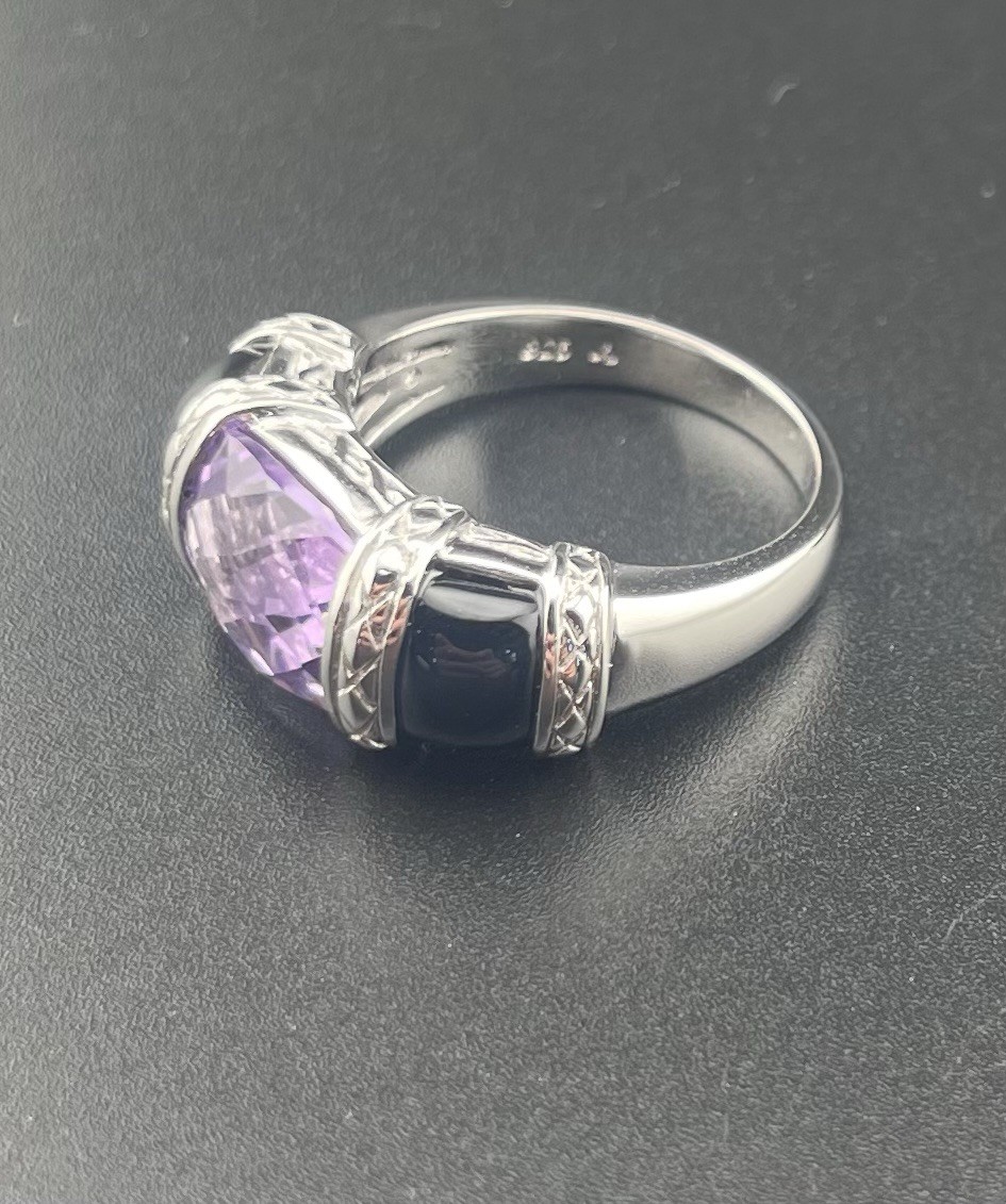Vintage Victoria Wieck Sterling Silver 925 Amethyst Stone Size 9 Ring