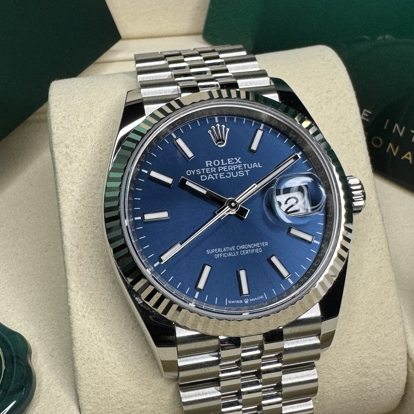 2026 Brand NEW Rolex Datejust 36 126234 Blue Dial 18k Gold Bezel Steel Box Paper