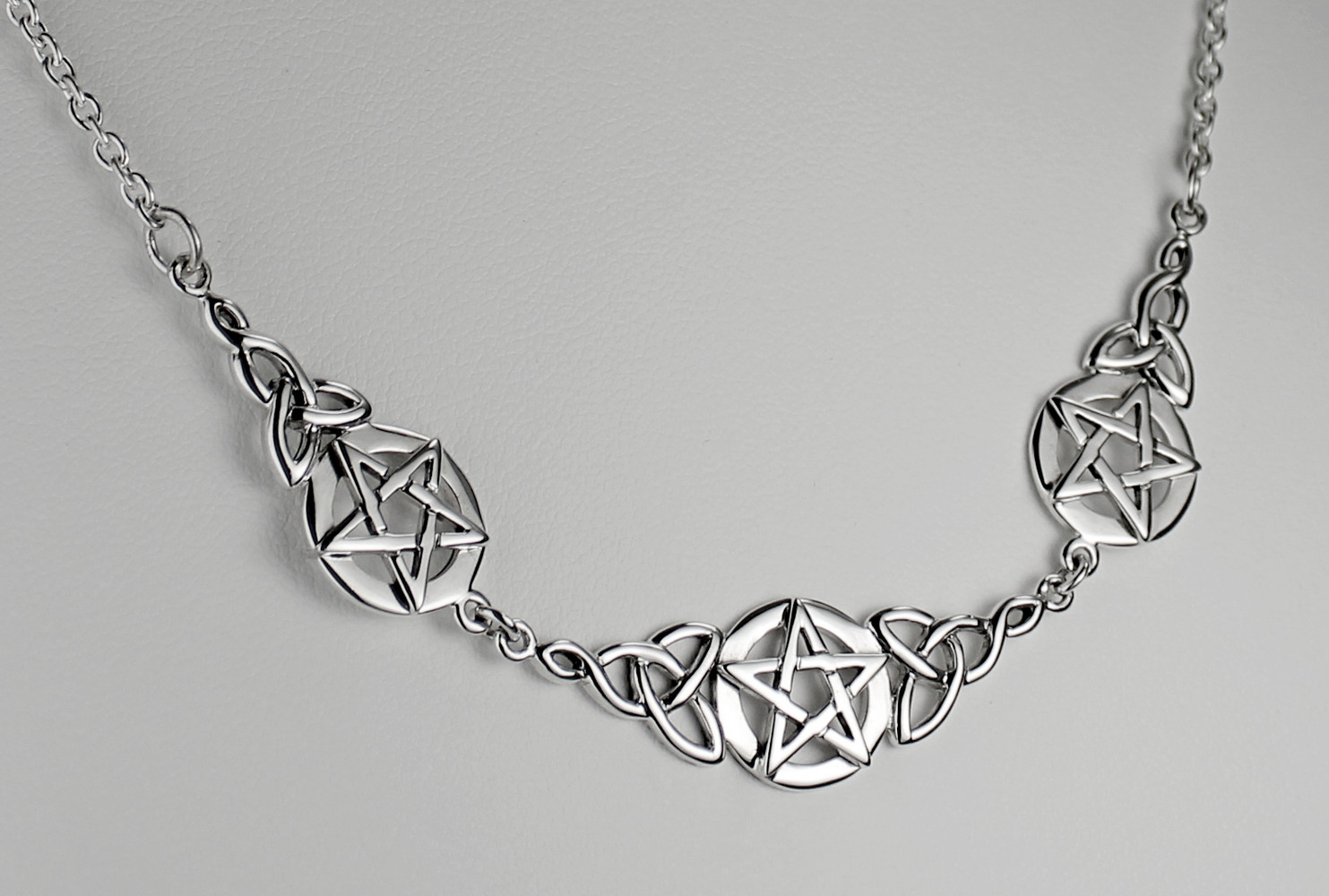 Sterling Silver Celtic Knot Pentacle Necklace Wiccan Triquetra Witch Pentagram