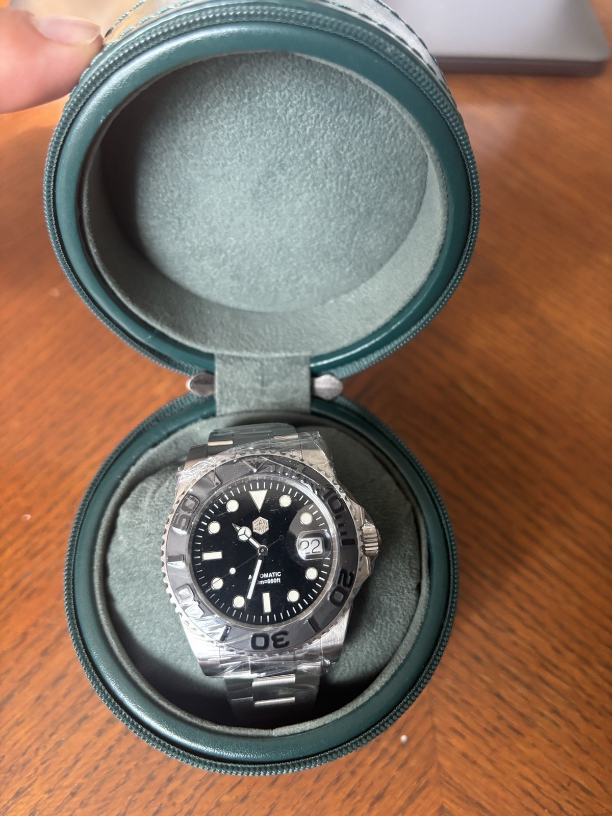 San Martin Automatic Diver Watch Black Dial/Bezel 40mm 200m Date SS Bracelet
