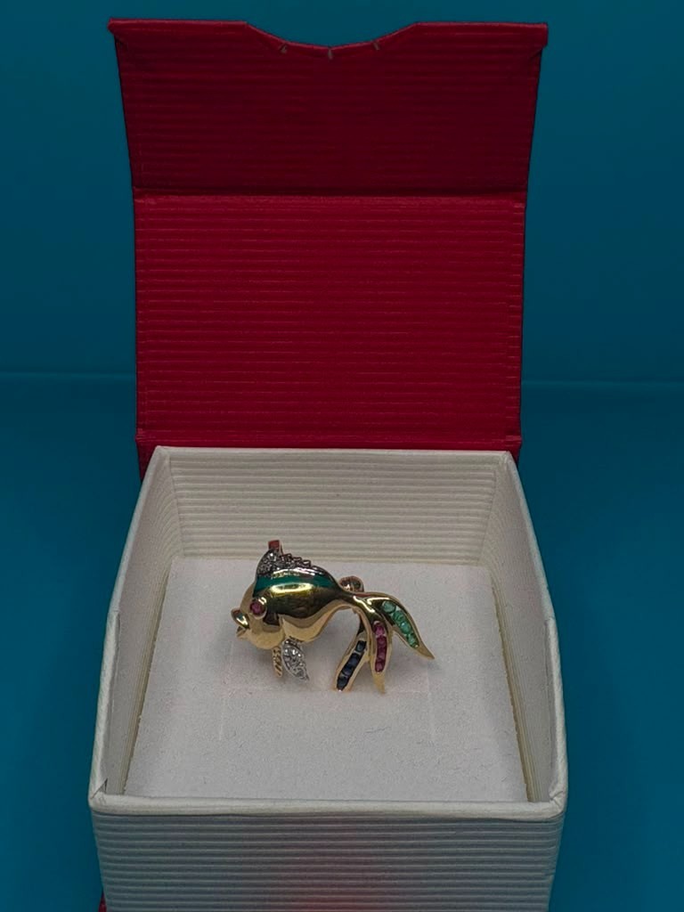 14Kt Yellow Gold Koi Fish Broch/Pendant with Diamonds/Sapphire/Ruby
