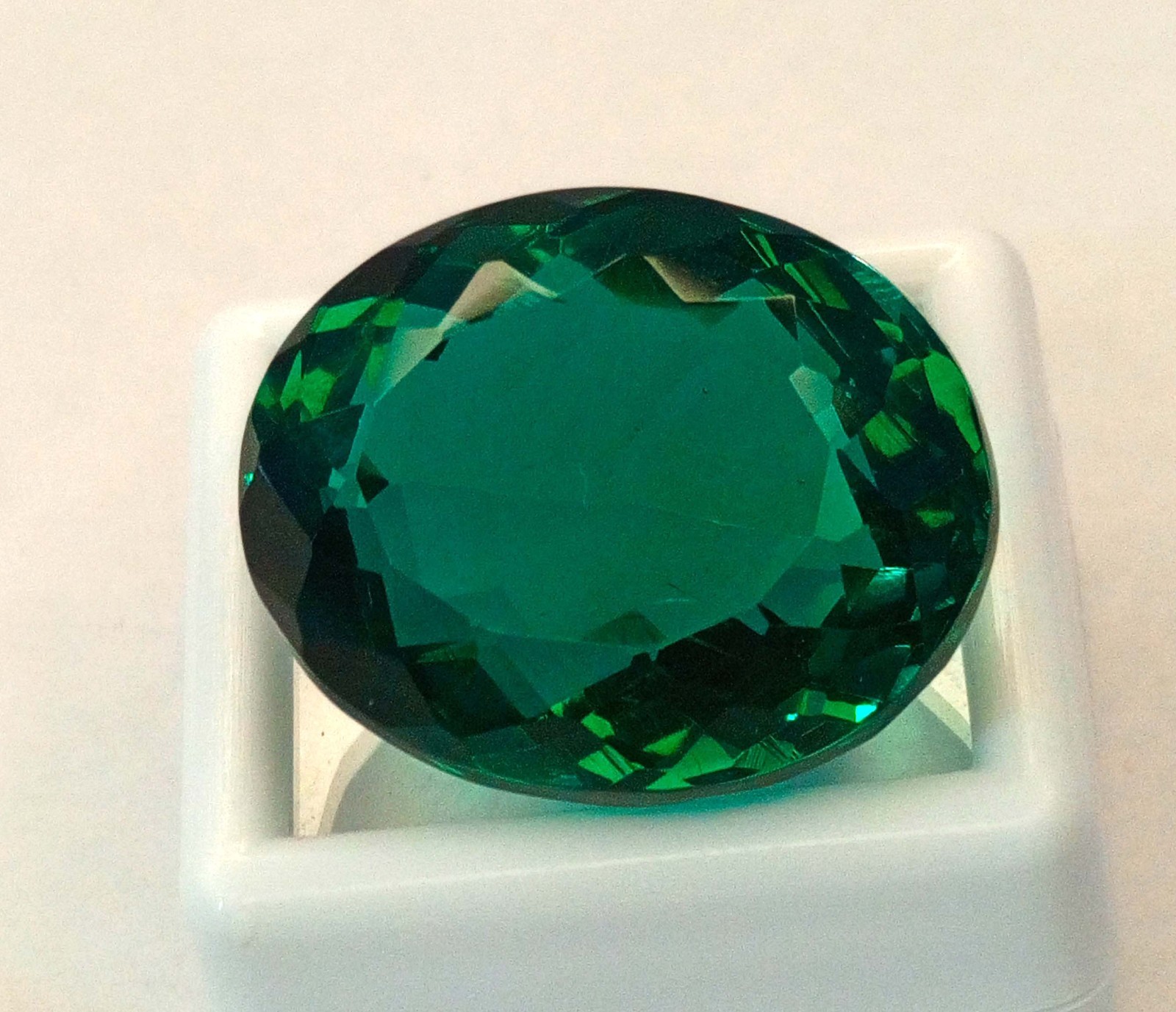 Green Tsavorite Garnet Oval Cut 42-44 Ct Natural Certified Loose Gemstone RK291