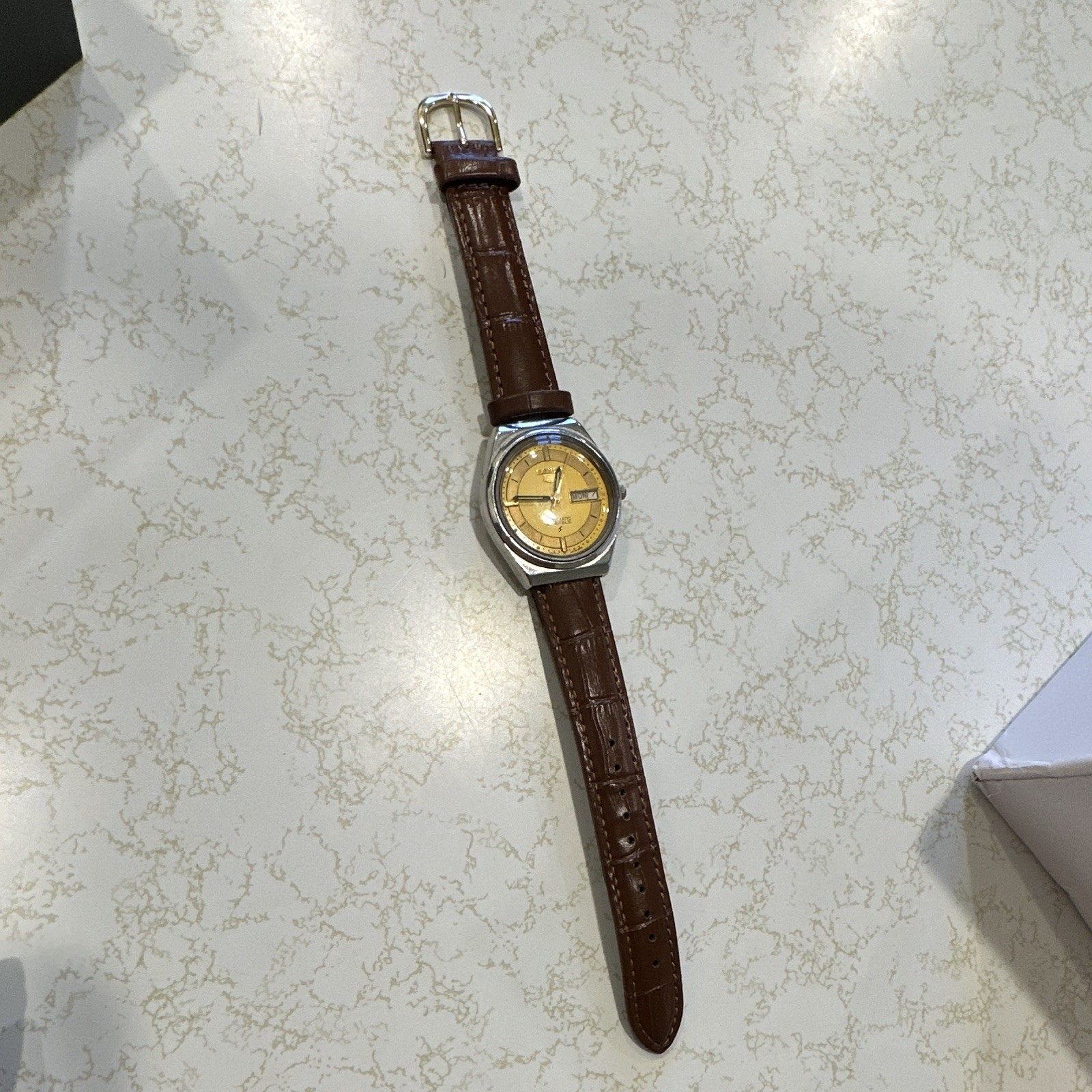 Seiko 5 Automatic 21 Jewels Day/Date Gold Dial Brown Leather 37mm Watch