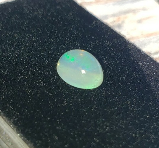 Ethiopian Crystal Nice Play-Of-Color 1.40Ct. Fire Opal Oval Cabachon Solitaire!