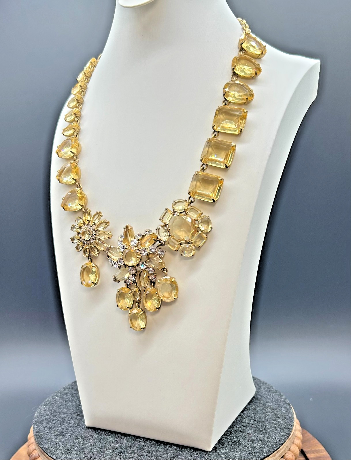 J Crew Yellow Citrine Crystal Rhinestone Cluster Bib Statement Necklace VTG NWOT