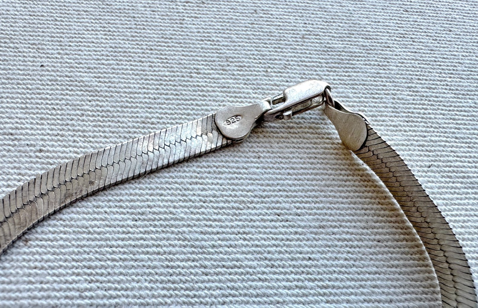 .925 Sterling Silver Herribone Flat Chain Bracelet | Made In Italy