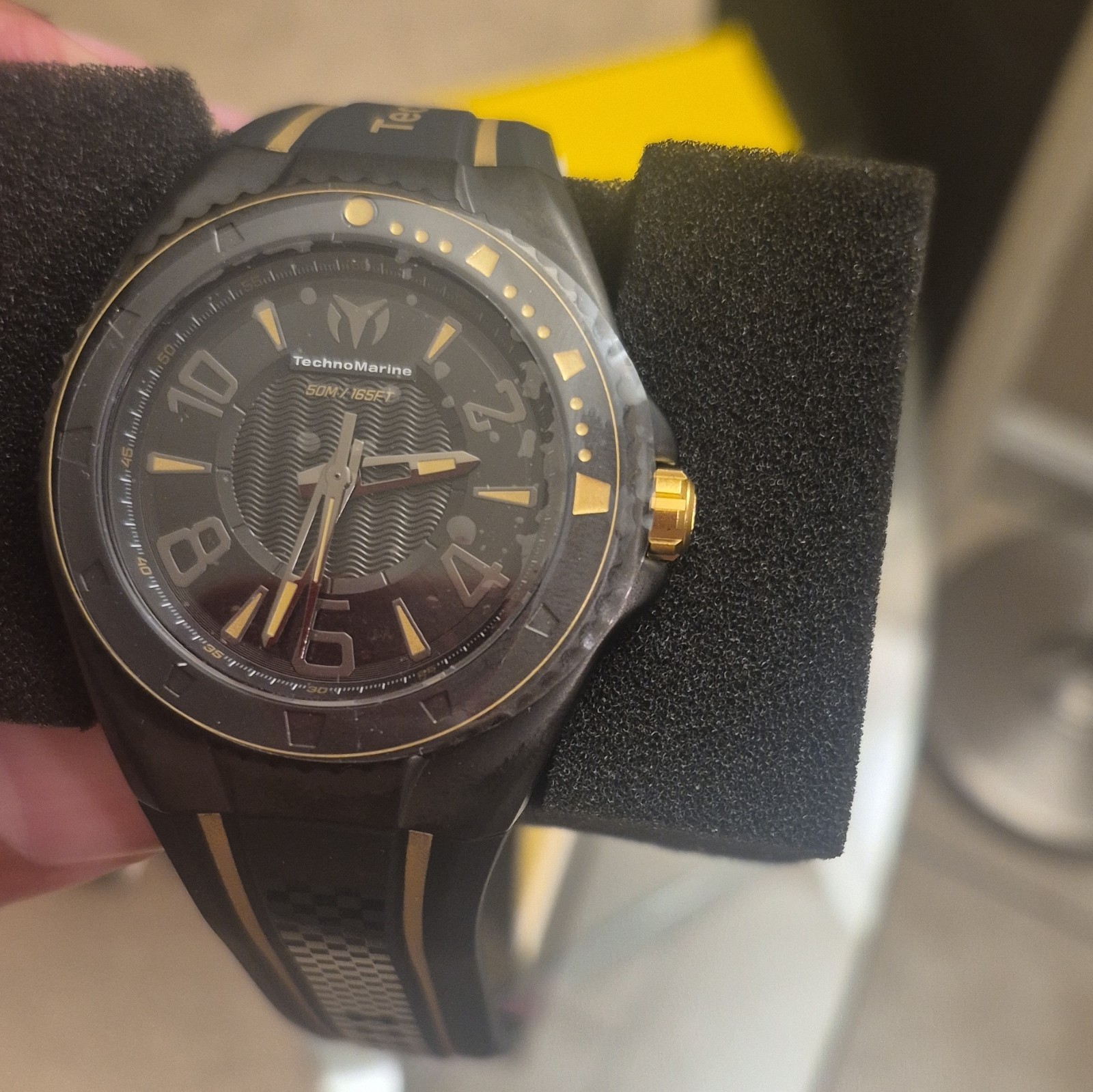 TechnoMarine Invicta Men Watch Racing Legends 44mm Balck And Gold (Tm-525016)