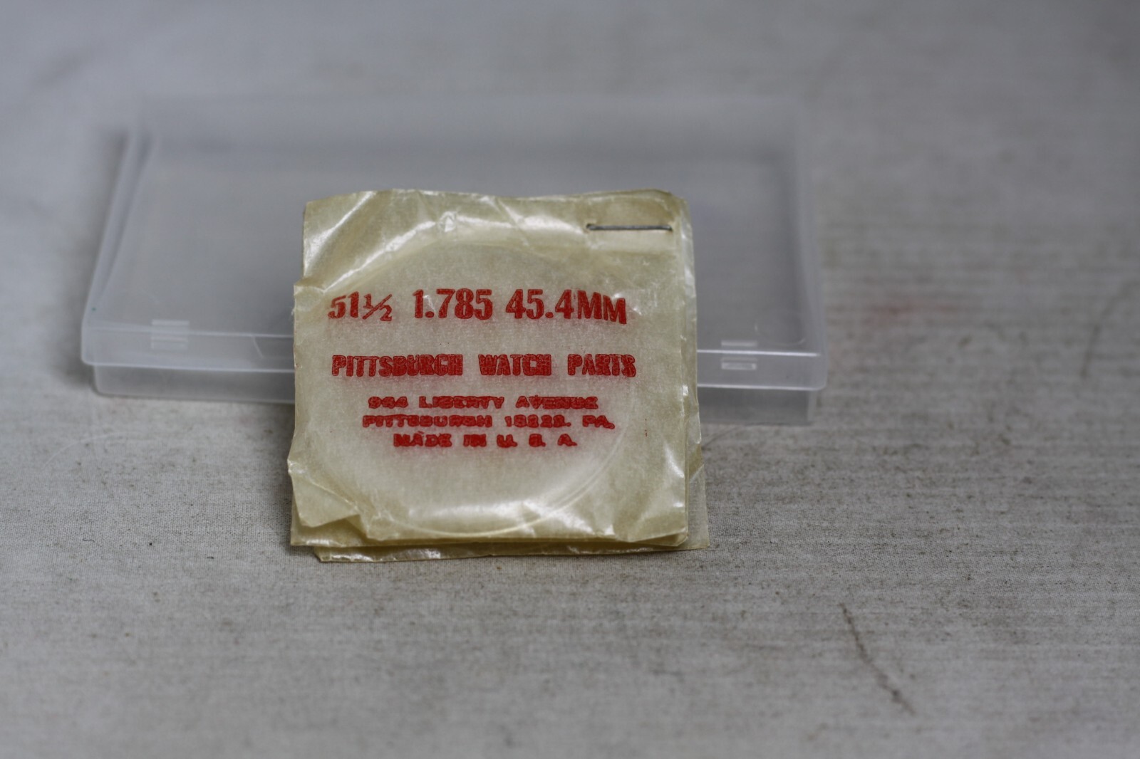 NEW OLD STOCK POCKET WATCH PLASTIC CRYSTAL 45.4MM 13L