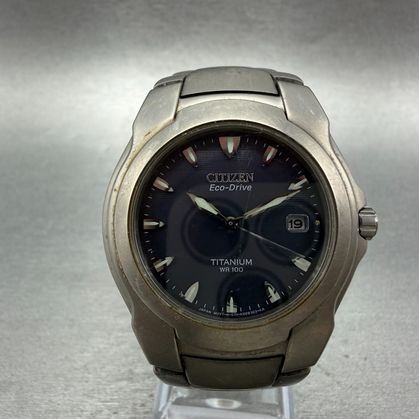 Citizen Eco-Drive Watch Men 36mm Black Dial titanium Date E111-K006350 Runs