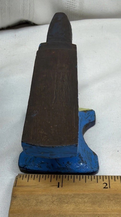 One Pound Vintage Blue And Yellow Anvil