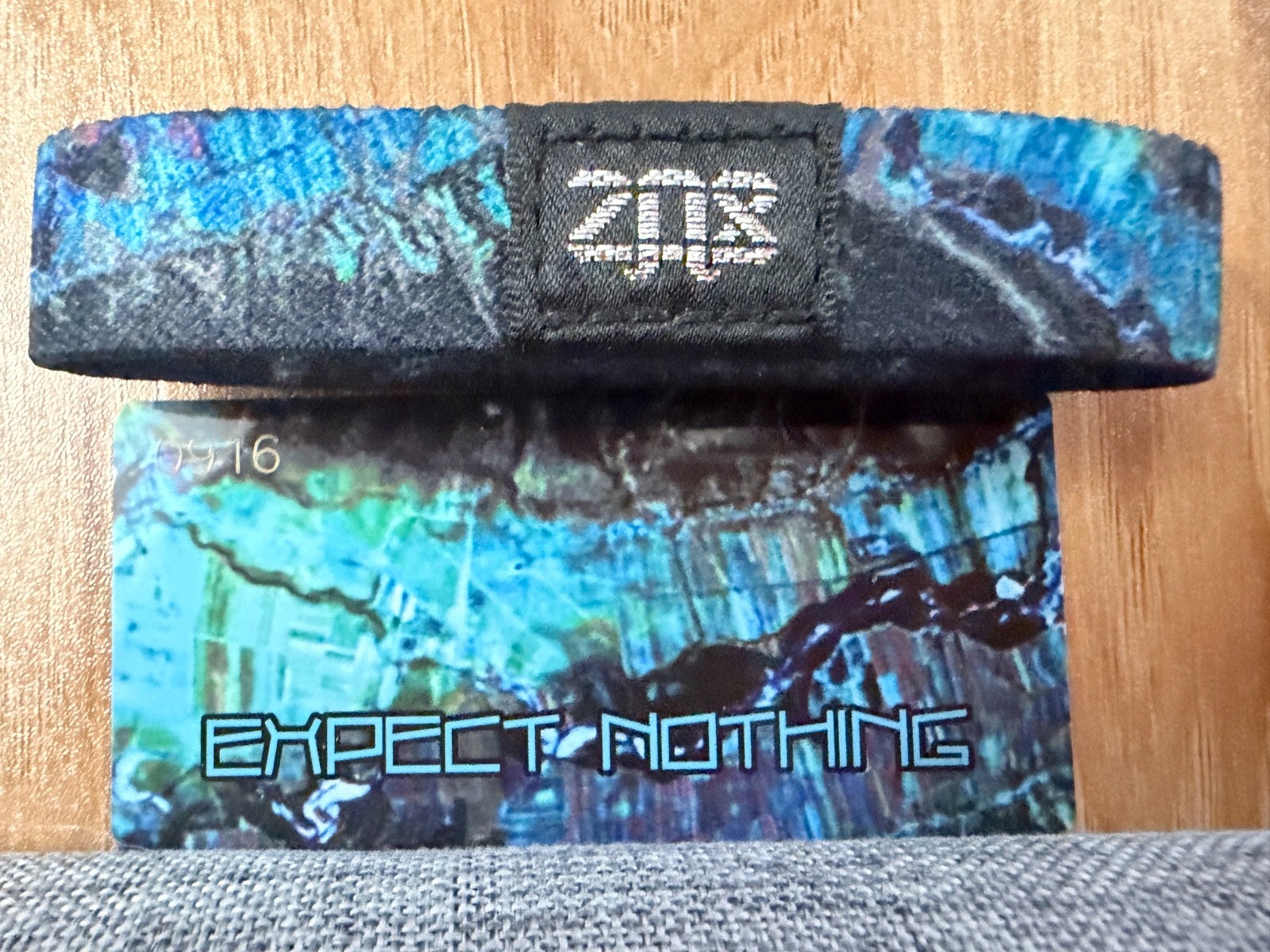 “ZOX EXPECT NOTHING #916” MEDIUM NIP $6 SHIPPING FOR UP TO 8 ZOX’S