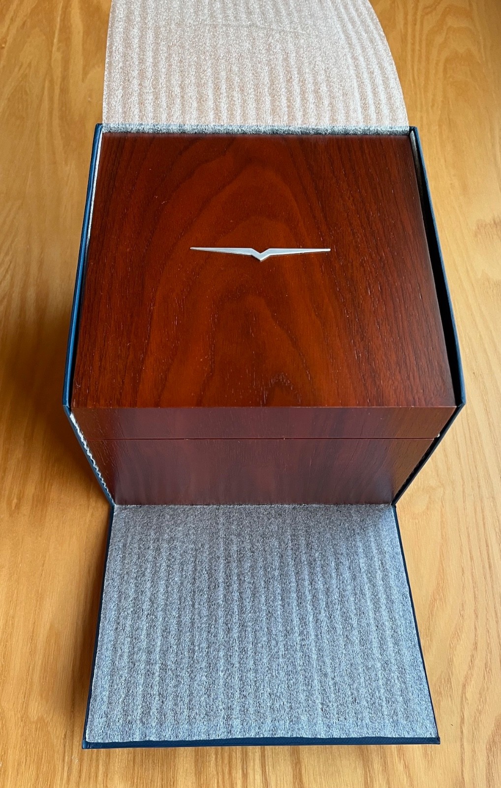 Vulcain Heritage President’s Watch Cricket 1950 Re-issue LE ref. 100153.288