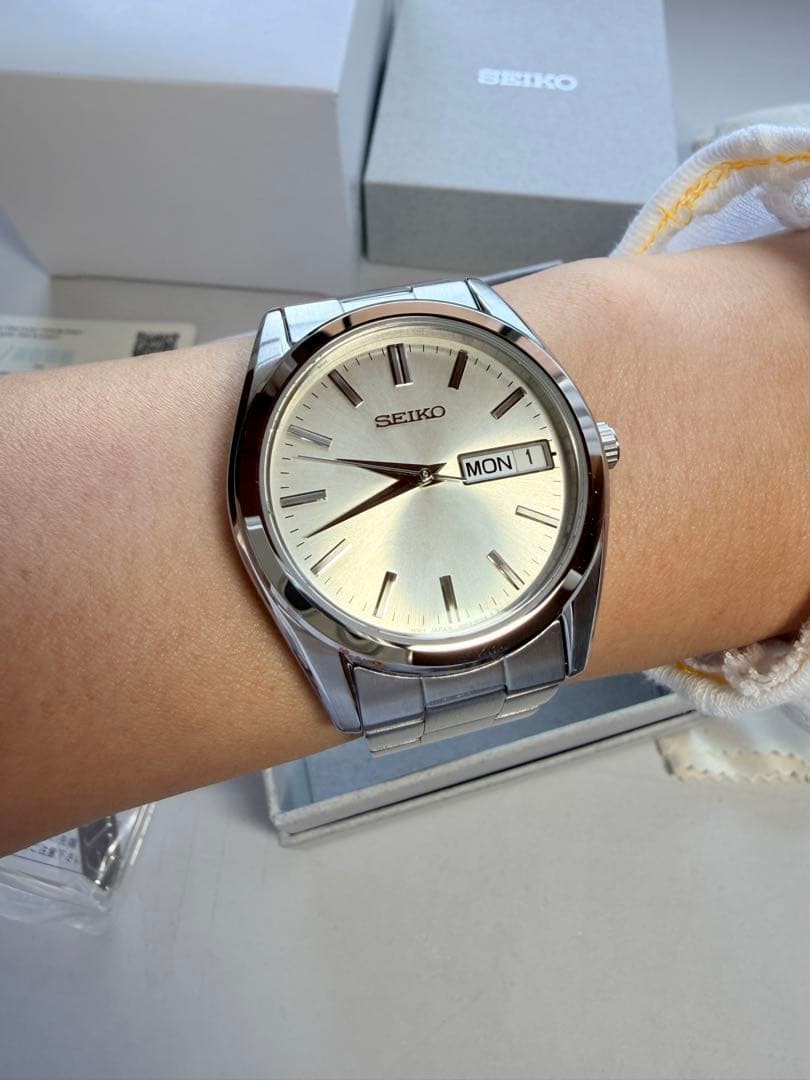 SEIKO SBTH007 Quartz Wristwatch Body Champagne Gold