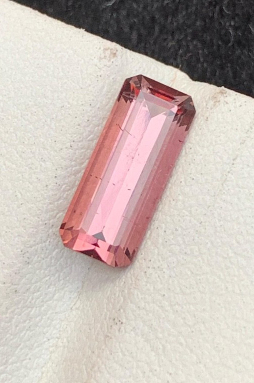 2.75ct Beautifull natural top quality best clearty tourmaline loose gemstone