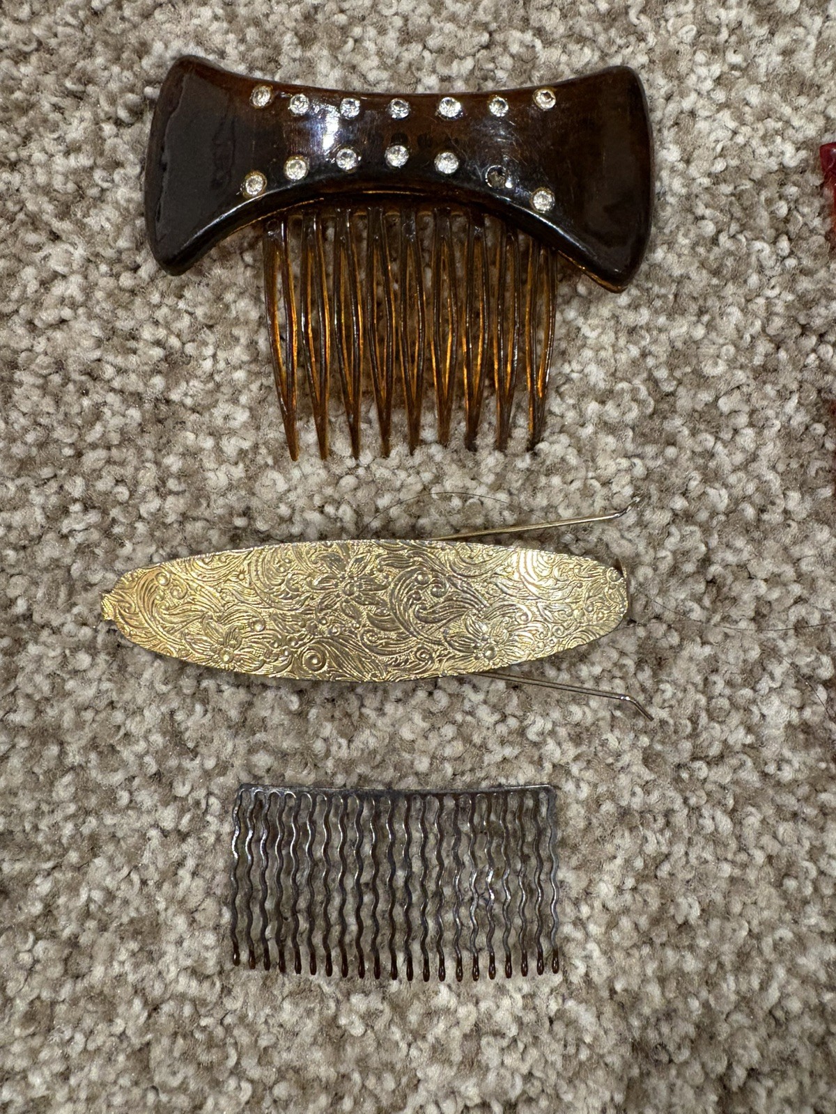 Vintage hair items:Faux tortoise shell hair comb, U-shaped hair pin, finger wave